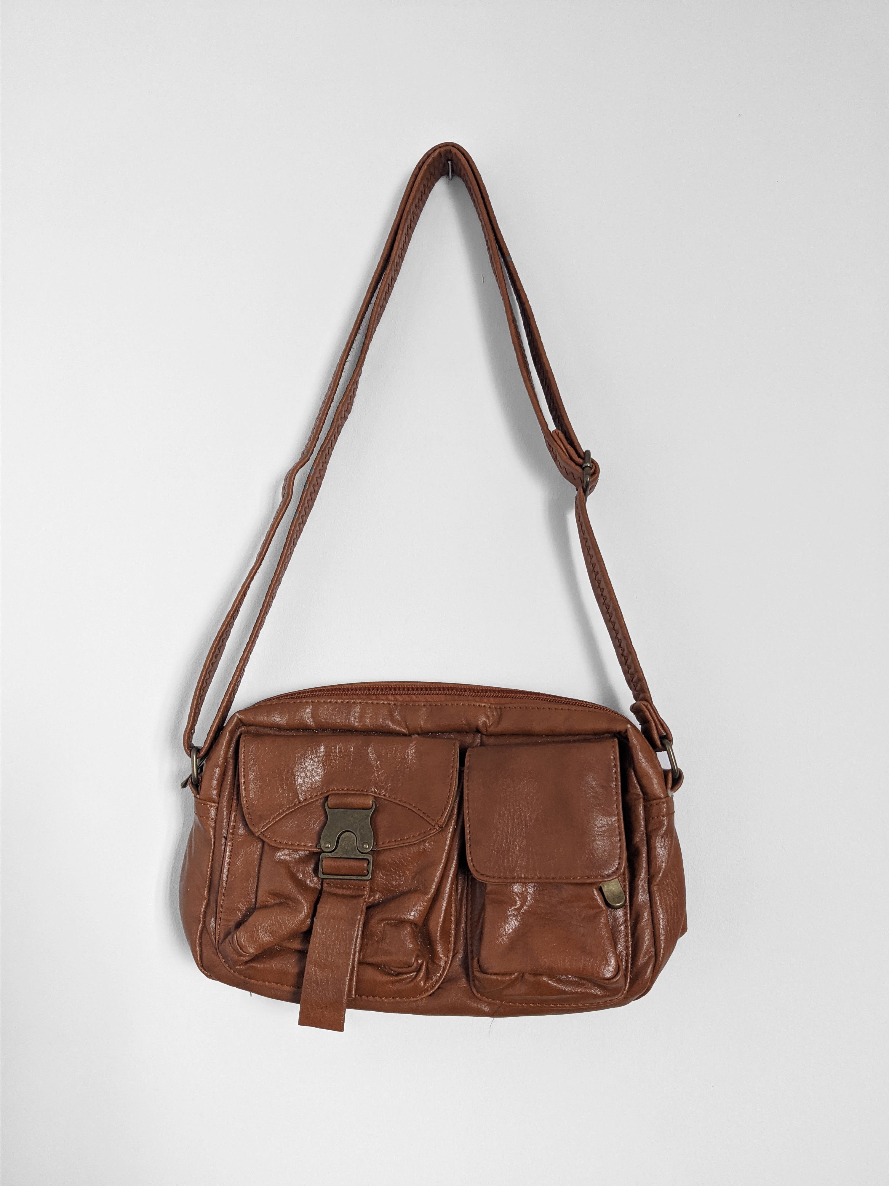 Vintage japanese leather shoulder bag y2k multipocket