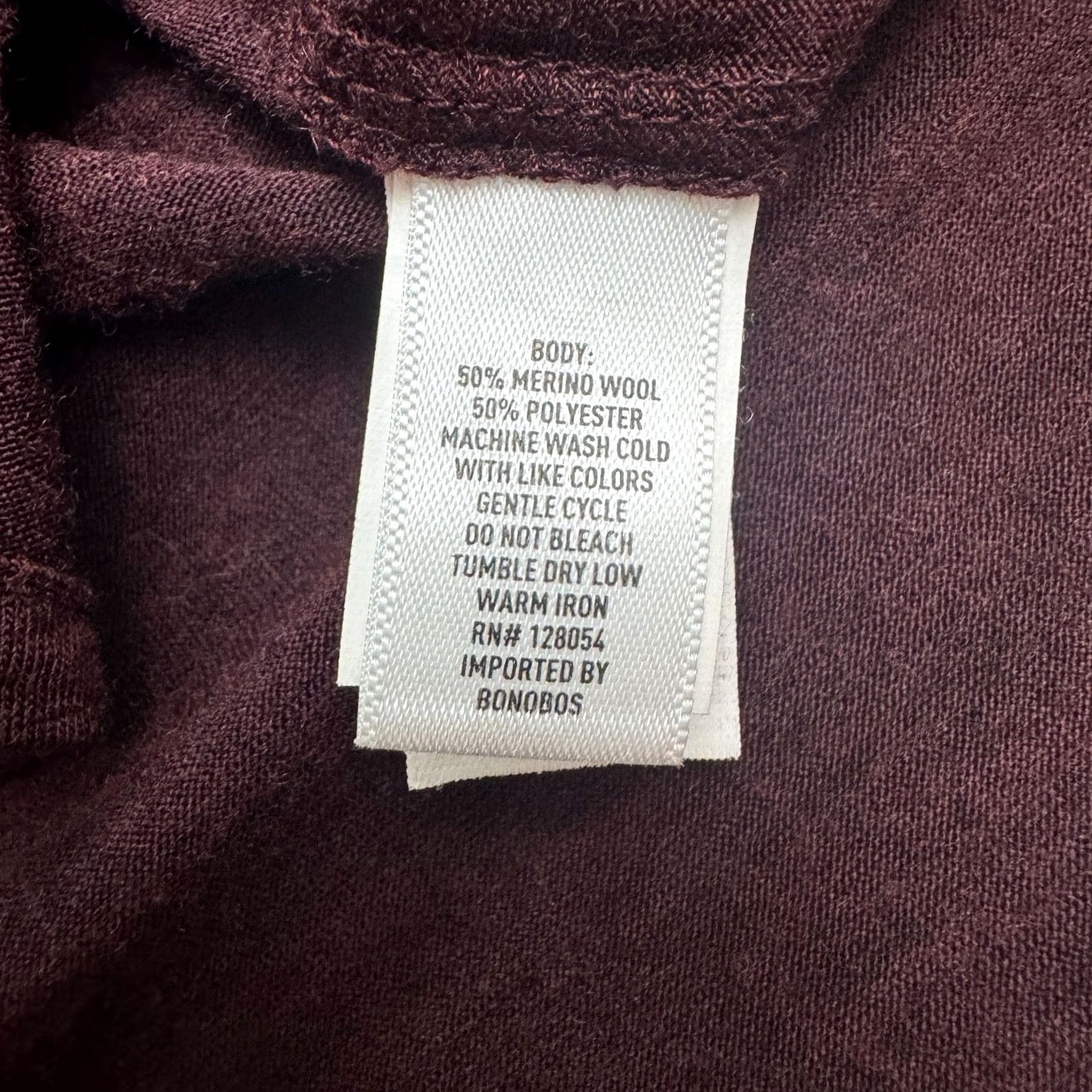 Bonobos Bonobos Slim Fit Button-Down Shirt Mens Large Burgundy Long Sleeve Wool Polyester Wool Blend Solid Classic Preppy Men's Button-Up Shirt Size US L / EU 52-54 / 3 - 5 Thumbnail