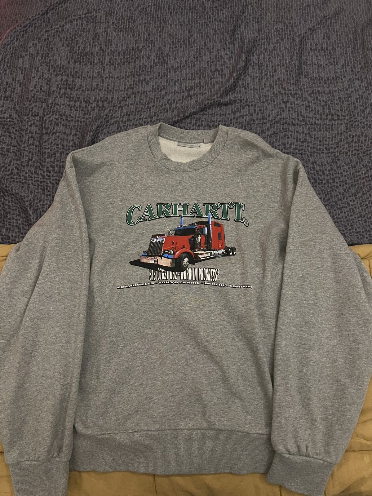 image of Carhartt Oversize Truck Crewneck in Grey, Men's (Size Small)