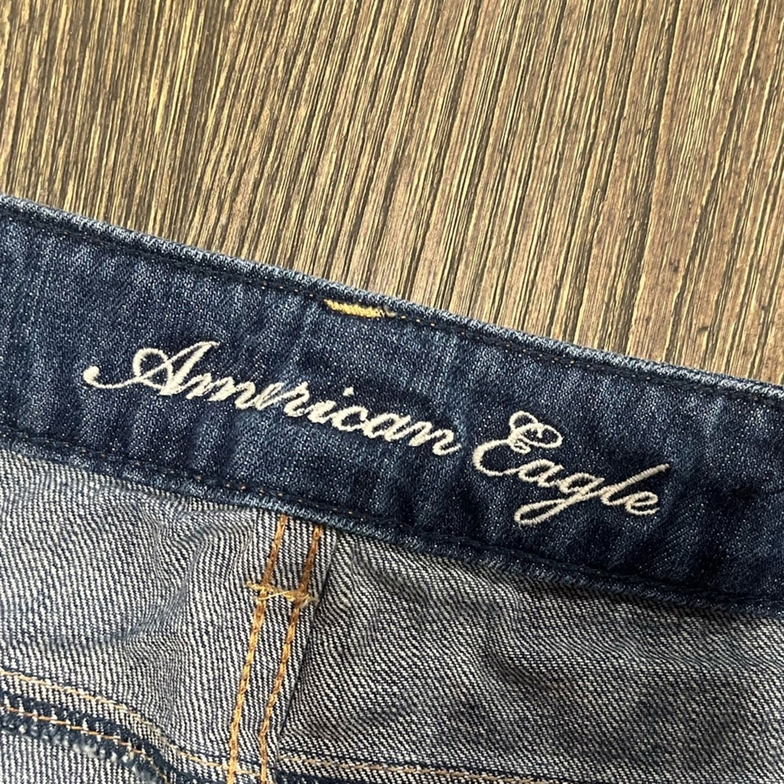 American Eagle Outfitters American Eagle Jean Shorts Mid Rise Booty Distressed Medium Size 27" / US 4 / IT 40 - 5 Thumbnail