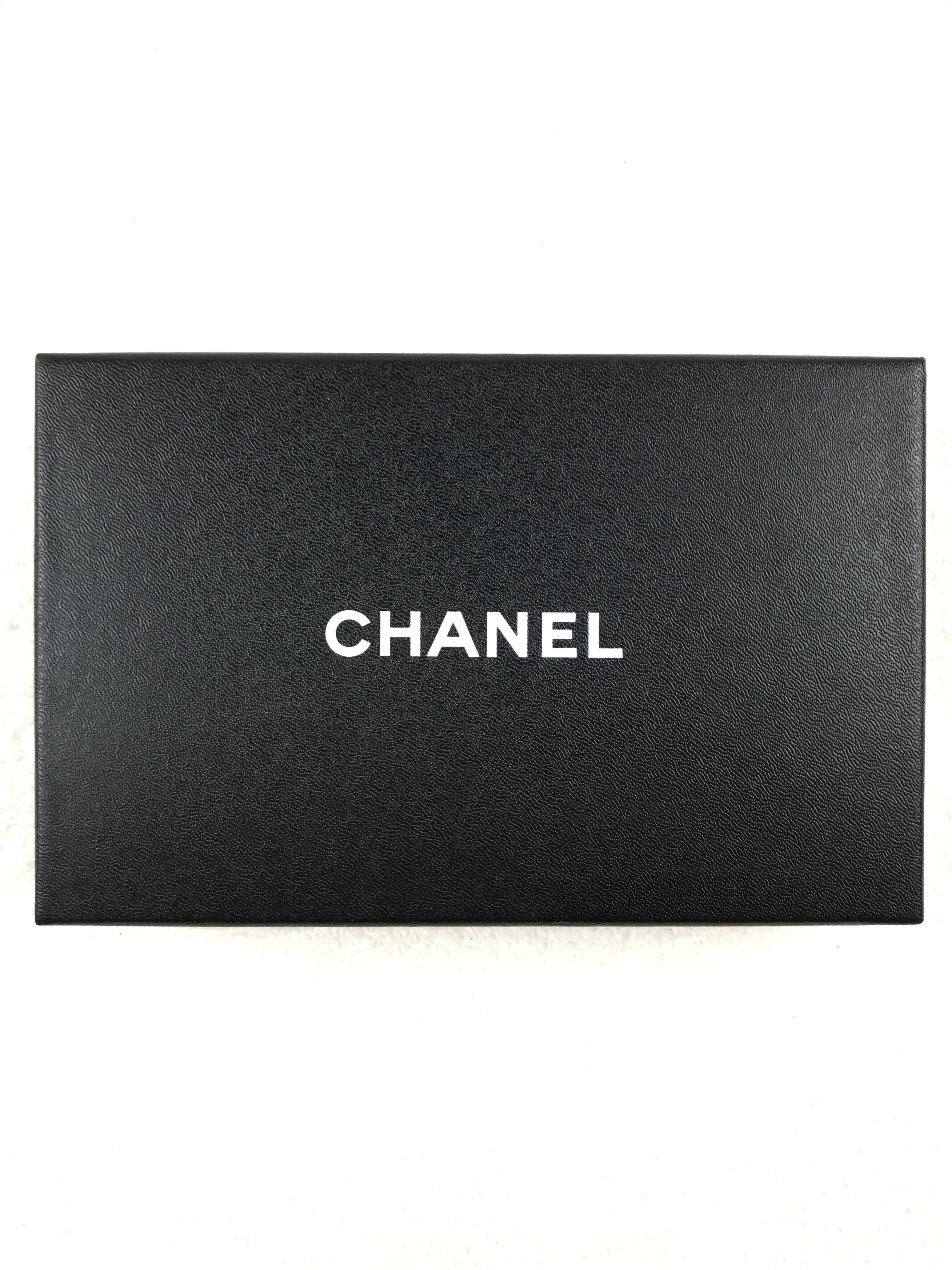 Chanel × Vintage Chanel Classic Black Lambskin Big CC Logo Bifold Long Wallet Size ONE SIZE - 3 Thumbnail
