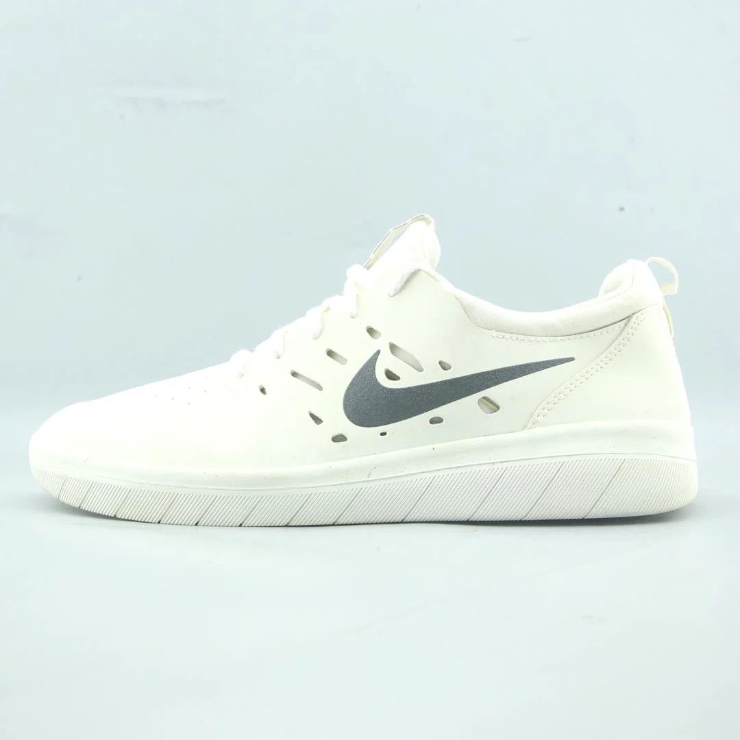 Nike Nike SB Nyjah Free Summit White Anthracite sneakers Size US 9 / EU 42 - 1 Thumbnail