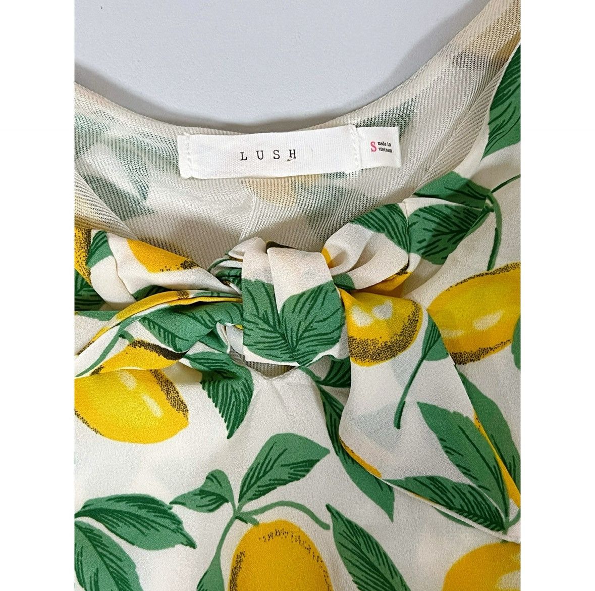Lucky Brand Lush Yellow Lemon Floral Chiffon Top Shirt Blouse Size S 🍋✨ Size S / US 4 / IT 40 - 6 Thumbnail