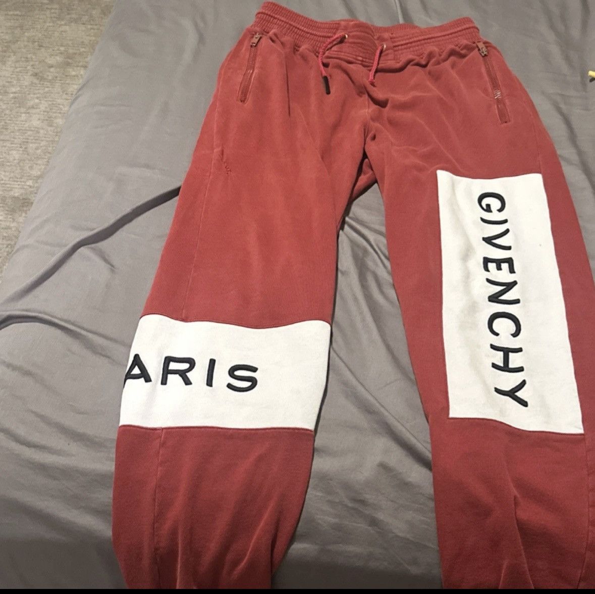 Givenchy Givenchy Logo Loungewear pants Size US 30 / EU 46 - 1 Thumbnail