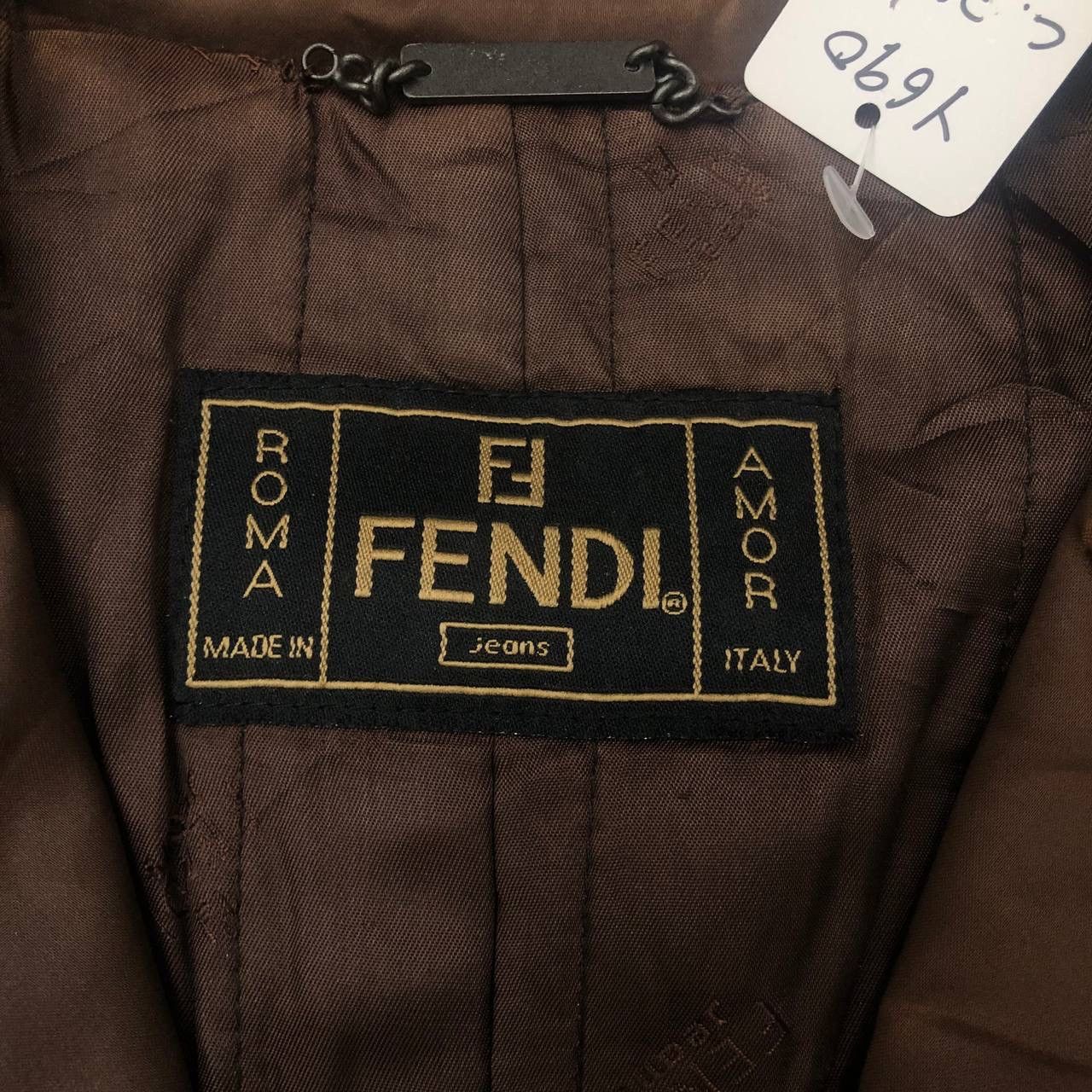 Fendi Y690. FENDI COATS Size M / US 6-8 / IT 42-44 - 9 Thumbnail