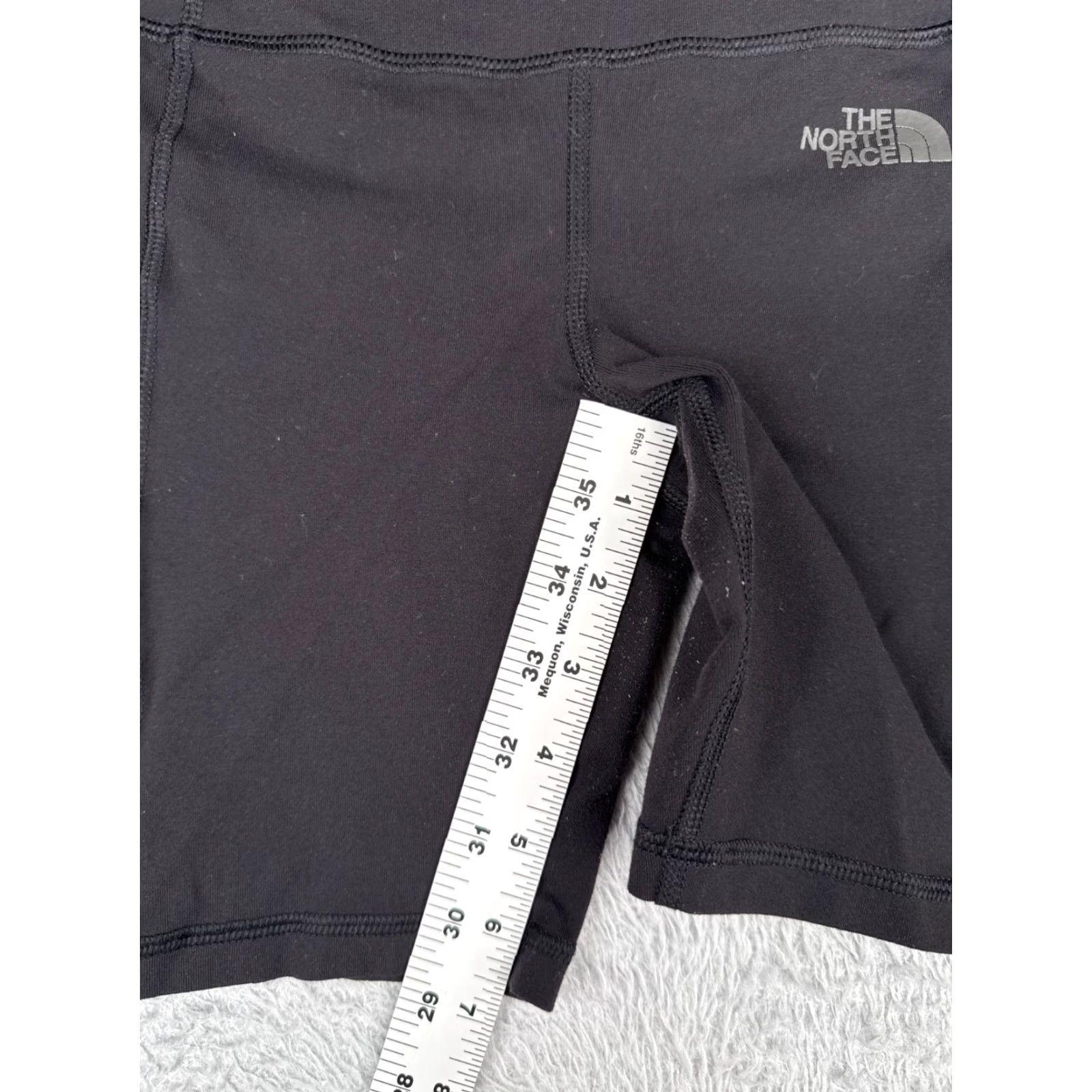 The North Face The North Face Womens Shorts Small Black Nylon Blend Flashdry Activewear Gym Pockets Size 28" / US 6 / IT 42 - 6 Thumbnail