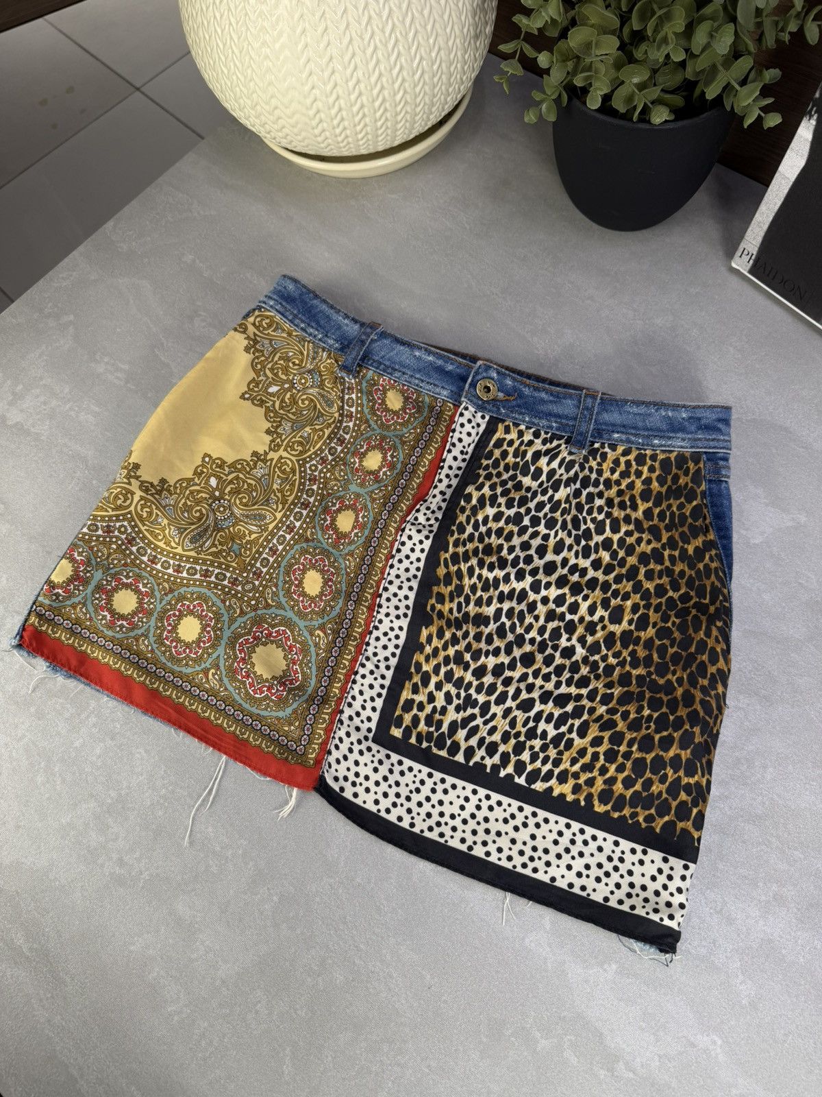 Dolce & Gabbana Dolce & Gabbana Patchwork Skirt Silk Denim Leopard Print Size 26" / US 2 / IT 38 - 2 Thumbnail