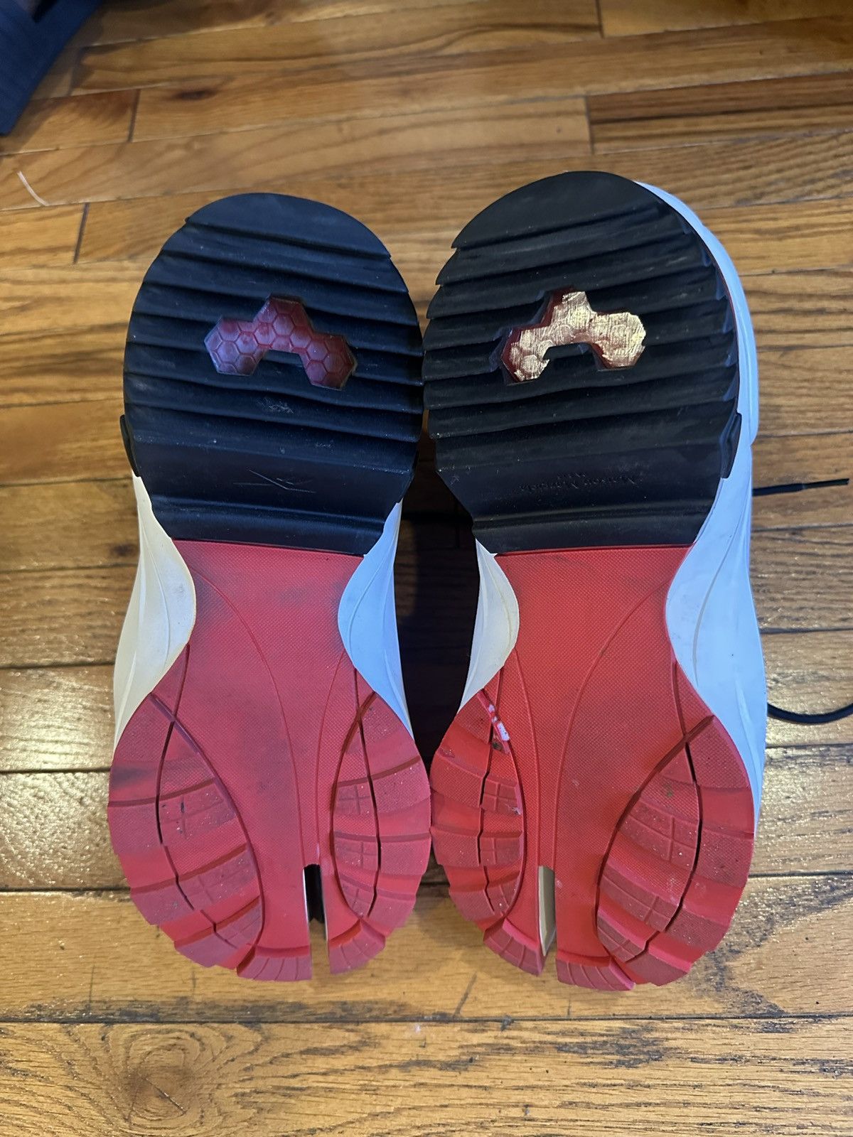 Maison Margiela × Reebok Maison Margiela Tabi Instapump Fury Boots US 9 Size US 9 / EU 42 - 7 Thumbnail