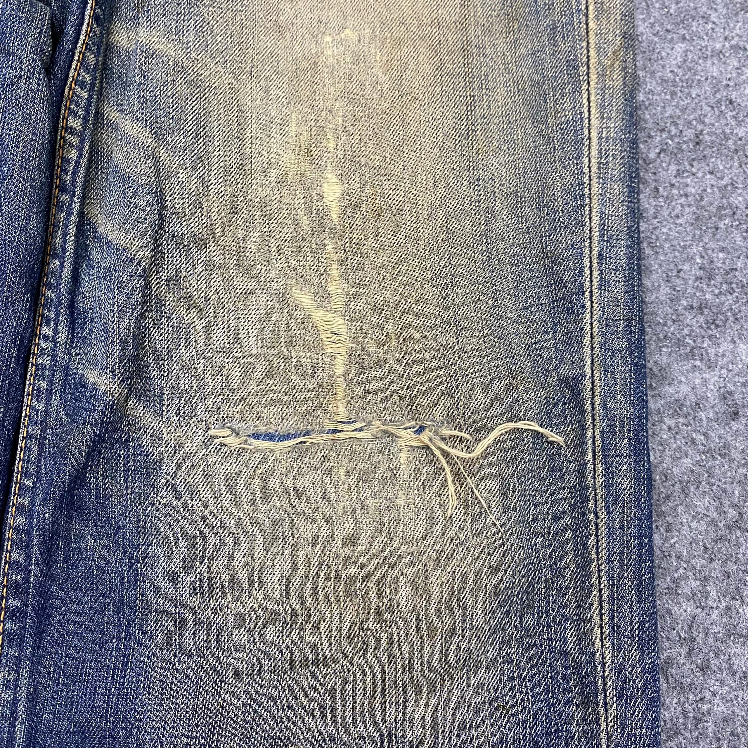 Levi's Vintage Levis 702 Distressed Denim Kurt Cobain Style Size US 30 / EU 46 - 9 Thumbnail