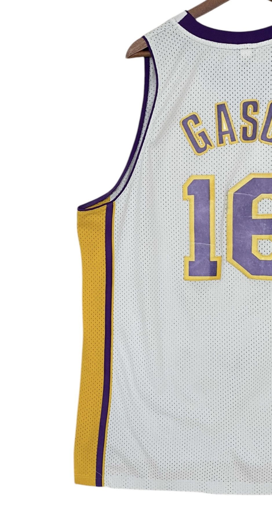 Adidas × NBA × Vintage Vintage Brand Adidas NBA Lakers Jersey 2000s Size US XL / EU 56 / 4 - 5 Thumbnail