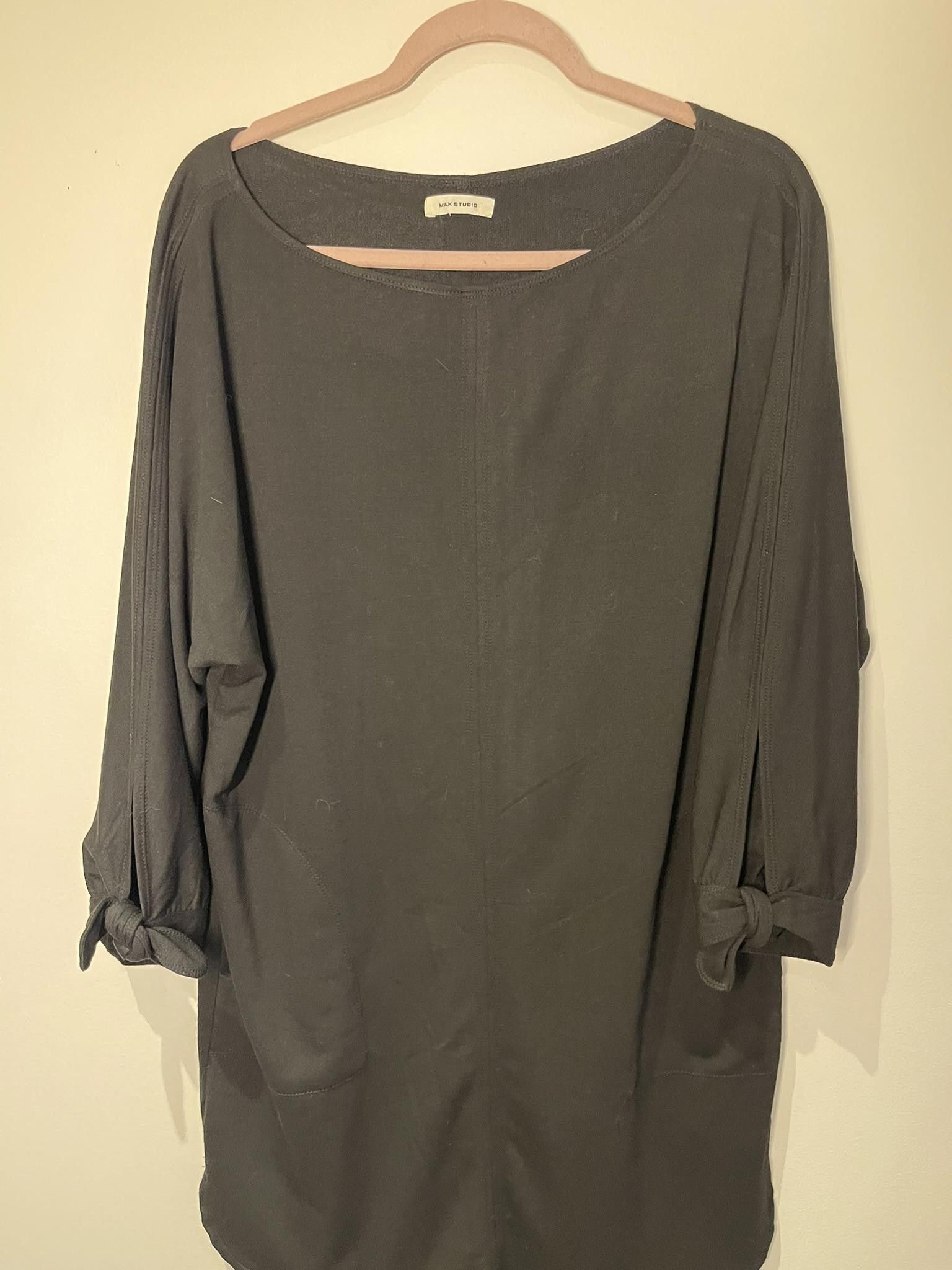 Designer Mix Studio Black Light Weight Sweater with pockets Size XL / US 12-14 / IT 48-50 - 1 Thumbnail