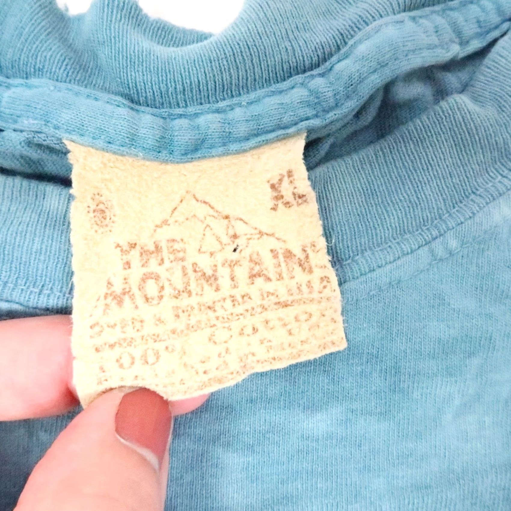The Mountain VINTAGE The Mountain Shark Shirt XL Men Blue Short Sleeve Crew Neck 100% Cotton Thrashed 2004 Size US 36 / EU 52 - 5 Thumbnail