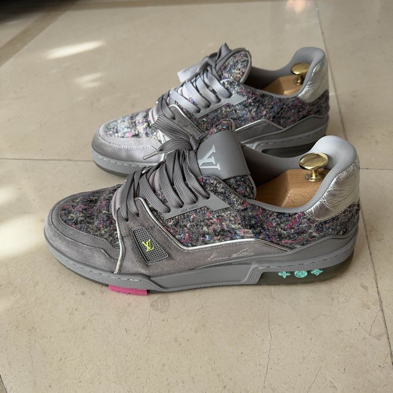 Louis Vuitton Trainer Deep Gray Fashion Sneakers 0079