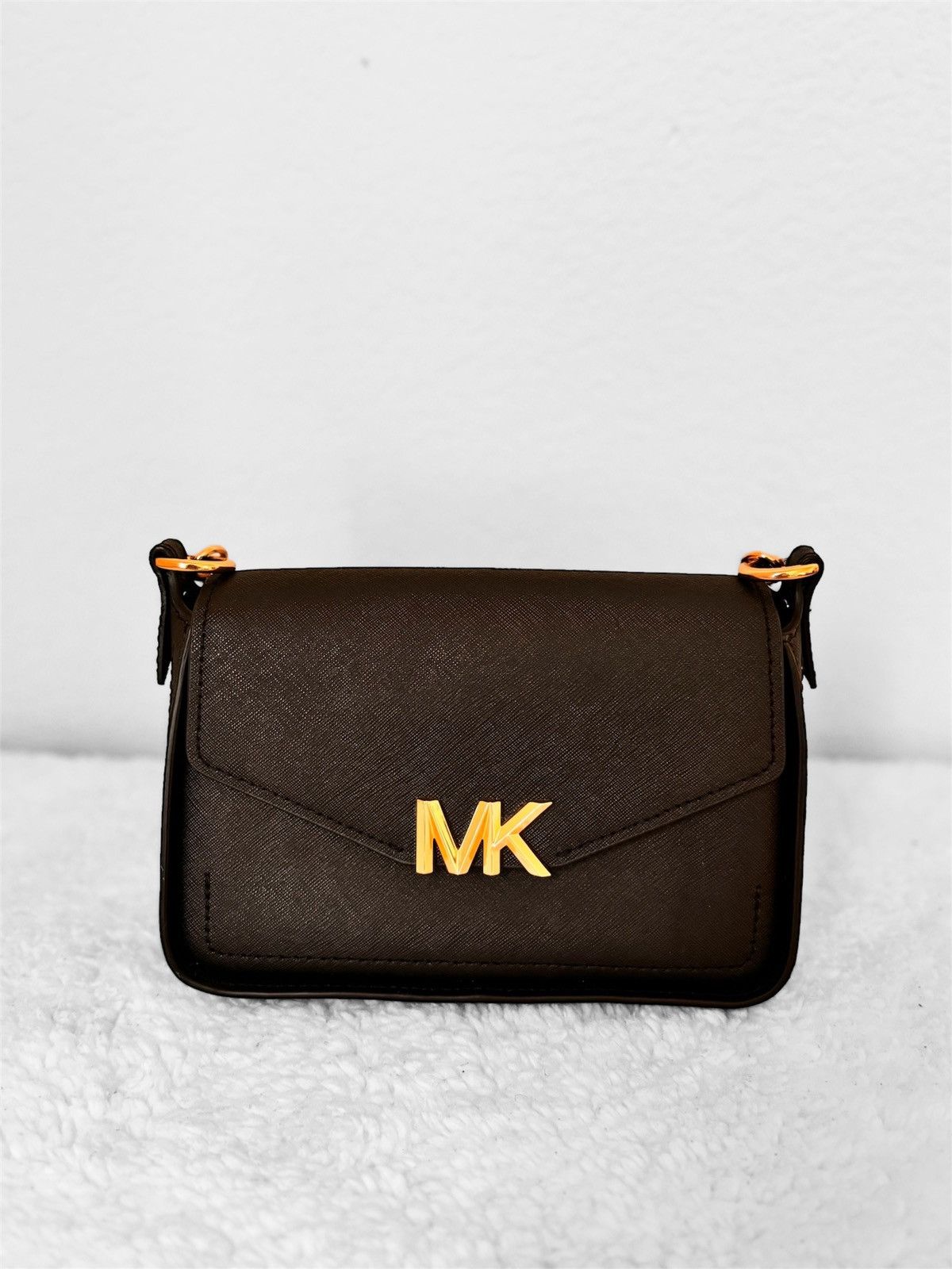 Michael Kors Michael Kors Black Leather Crossbody Bag Size ONE SIZE - 1 Thumbnail
