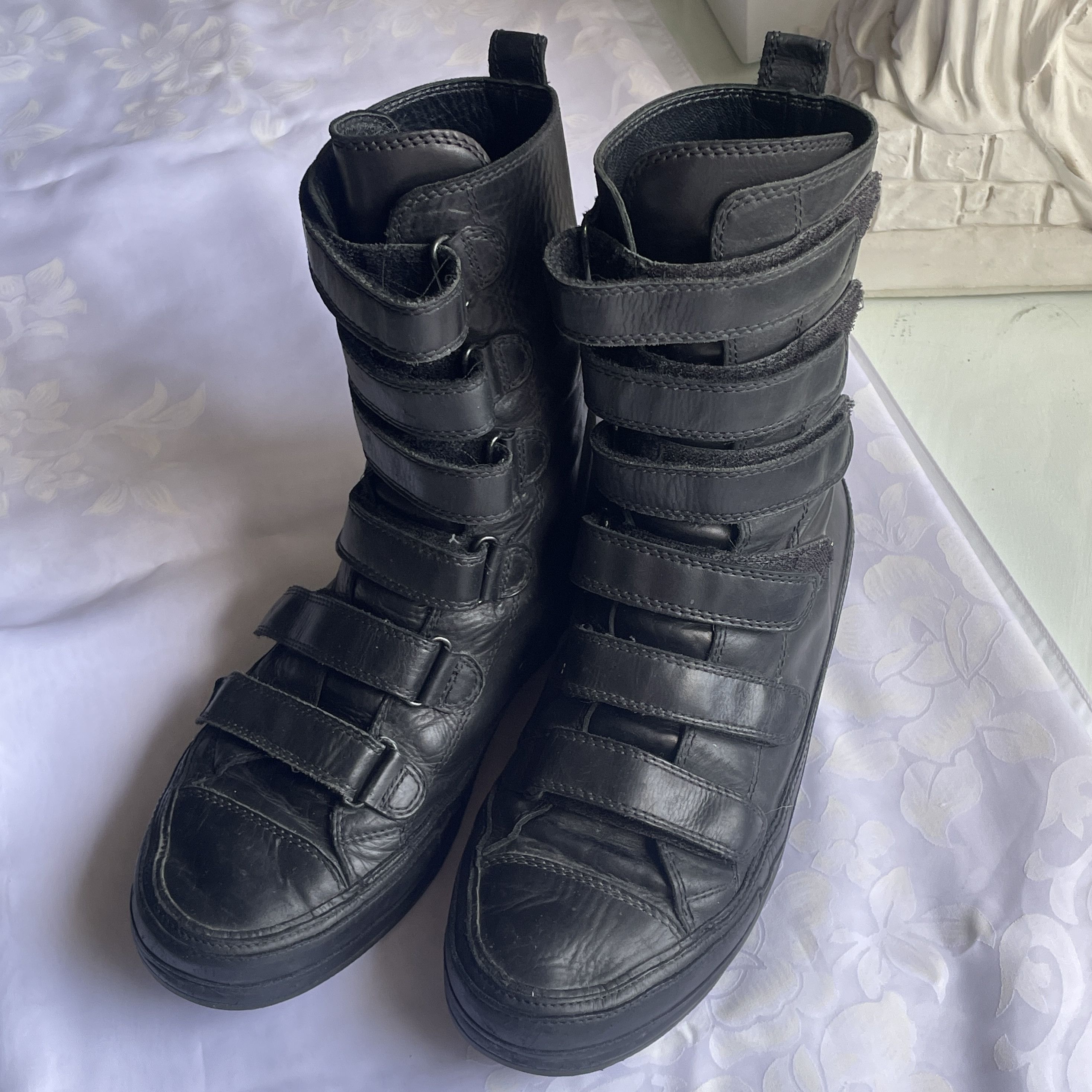 Ann Demeulemeester ss2011 High-Top Velcro Strap Sneakers - Main Image