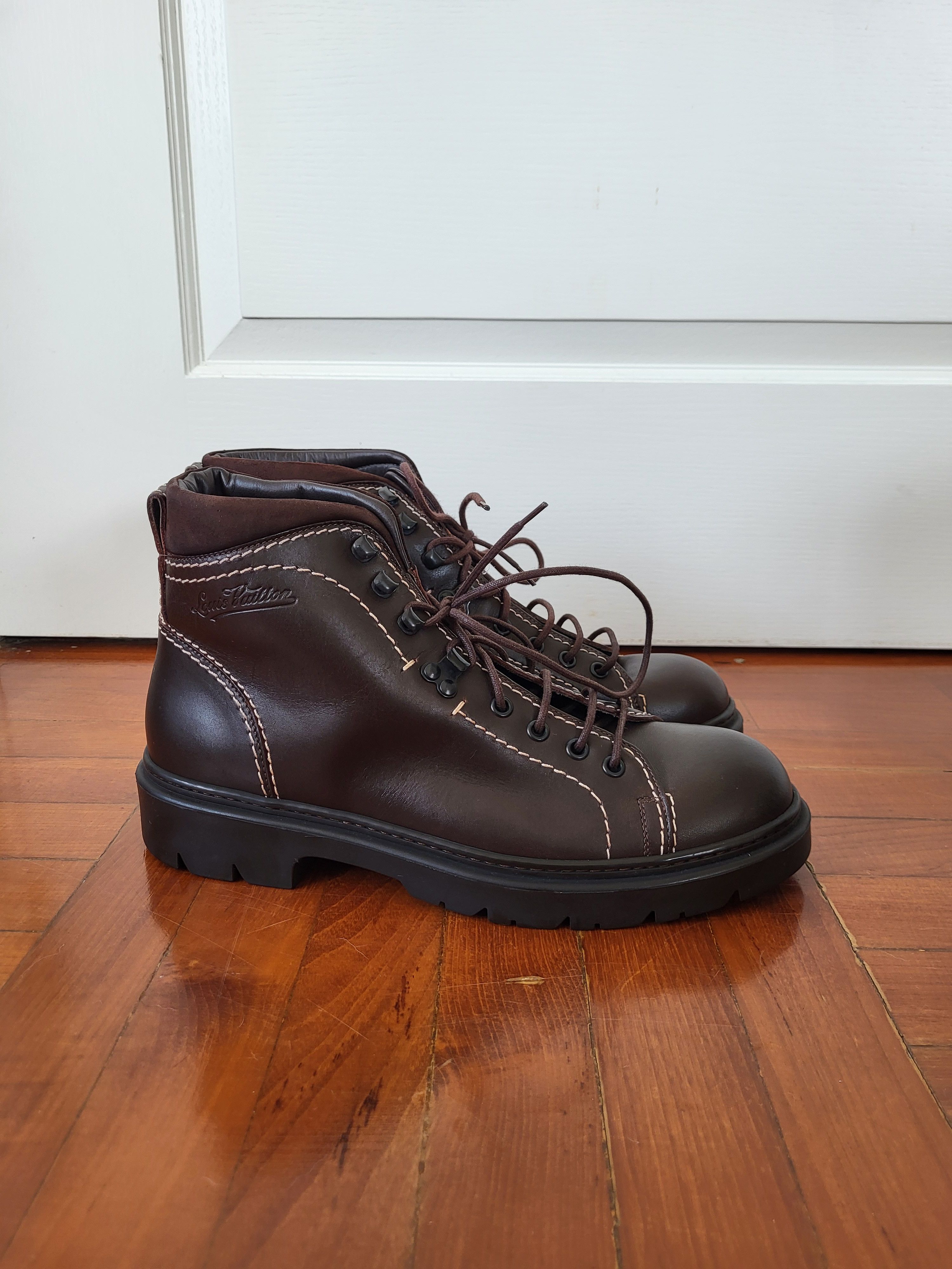 Louis Vuitton Louis Vuitton Leather Tie Up Boots UK6.5 Size US 7.5 / EU 40-41 - 1 Thumbnail