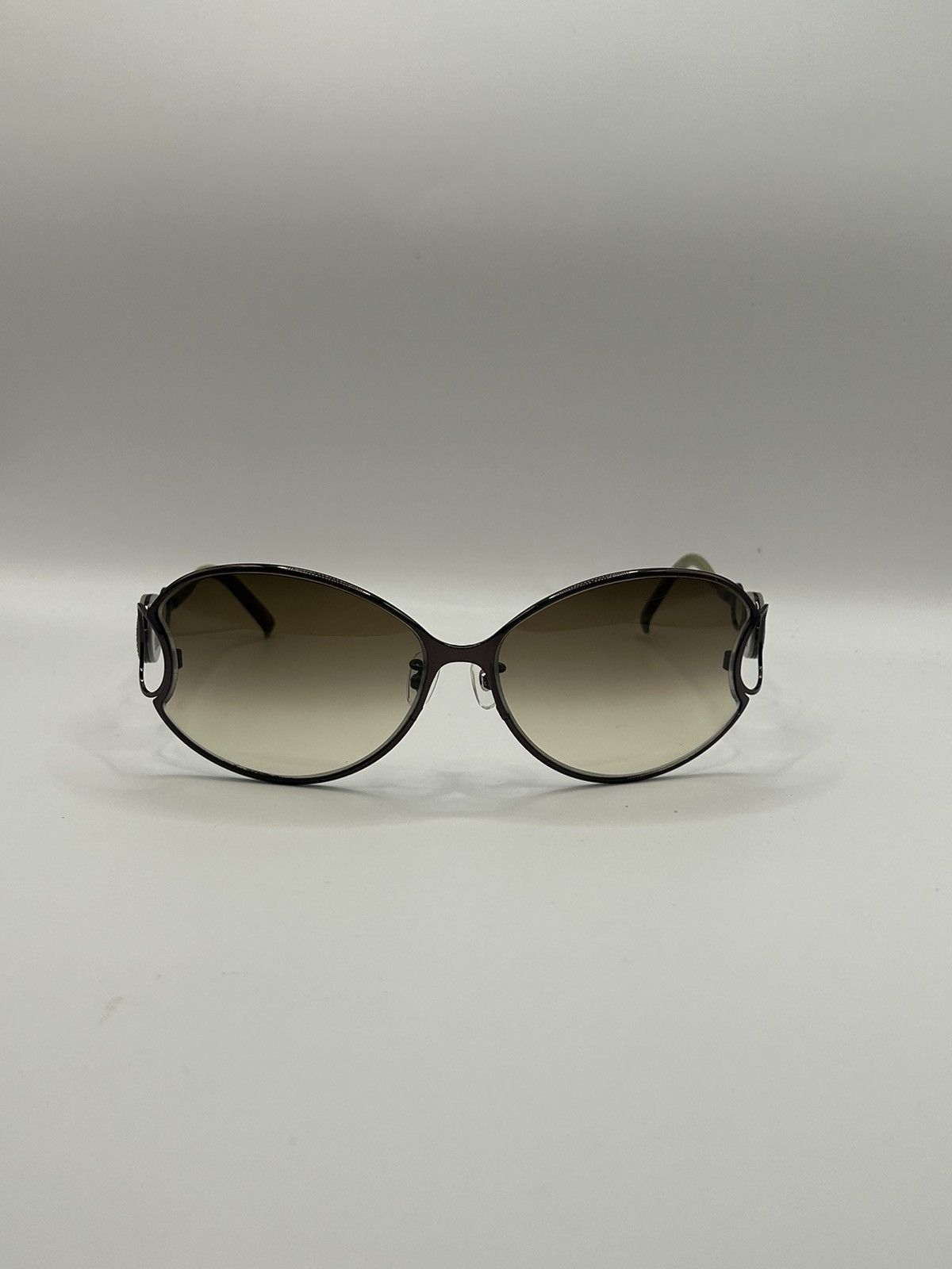 Givenchy Givenchy Sunglasses SGV223S Size ONE SIZE - 2 Thumbnail
