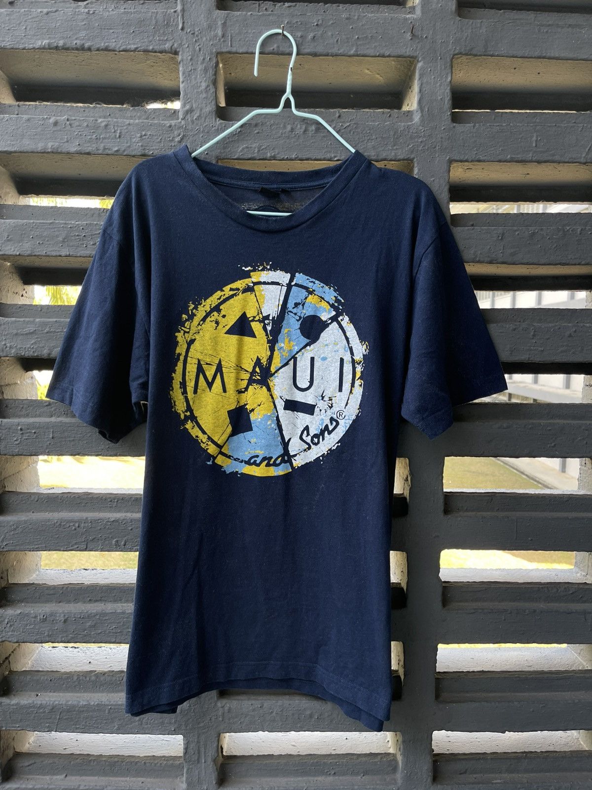 Other Maui and sons surf t shirt Size US XL / EU 56 / 4 - 1 Thumbnail
