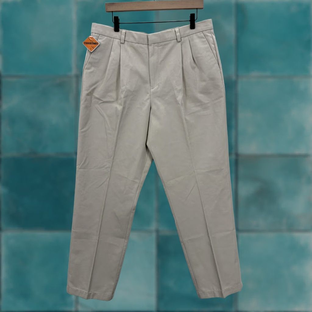Dockers Dockers Go Khaki Stain Defender Pants Womens 16 Beige Pleated Tapered Twill Work Pants Size 38" / US 16 / IT 52 - 1 Thumbnail