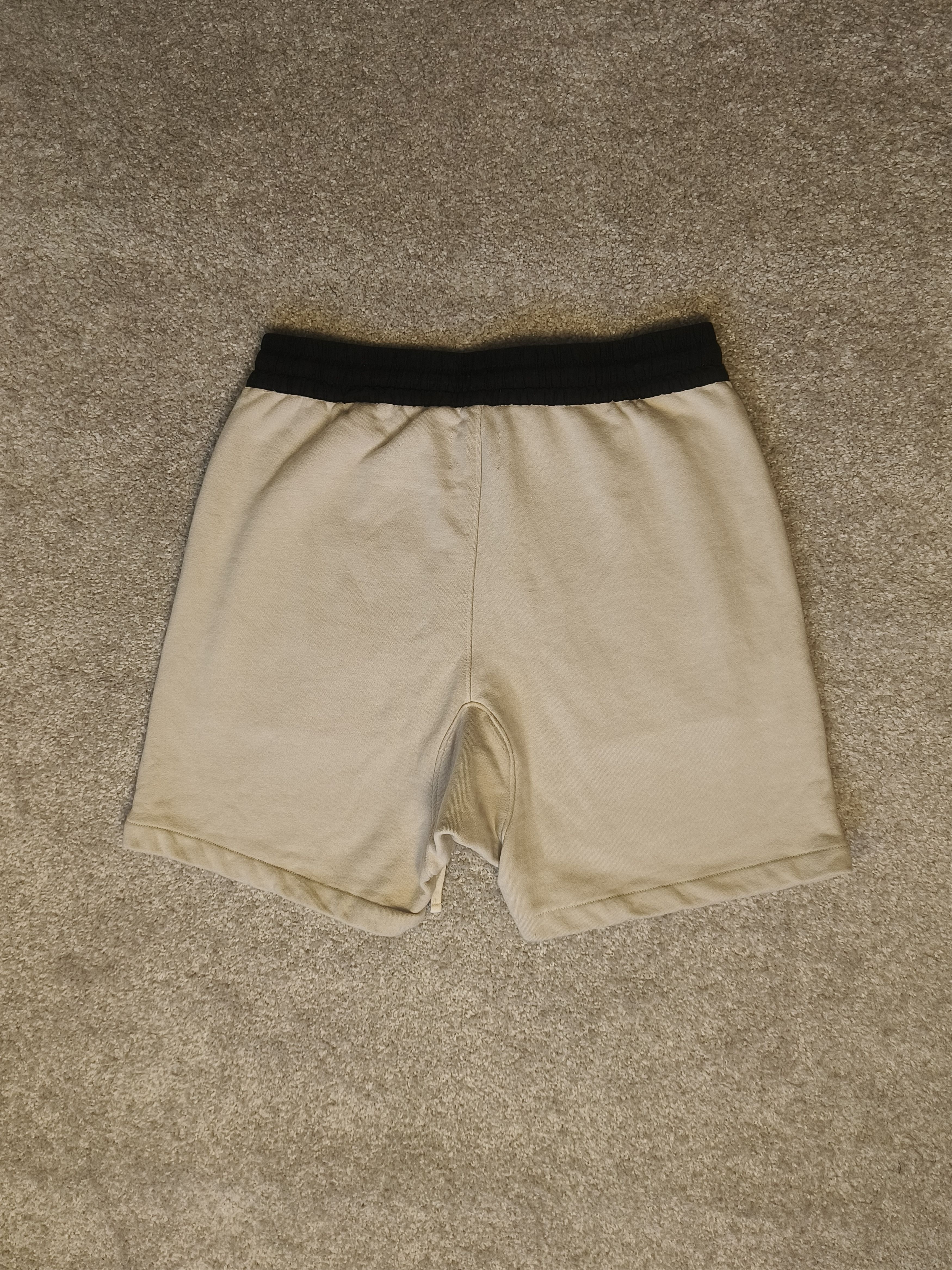 Fear of God Fear of God FOG Essentials Drawstring Chinchilla Shorts Size US 30 / EU 46 - 5 Thumbnail