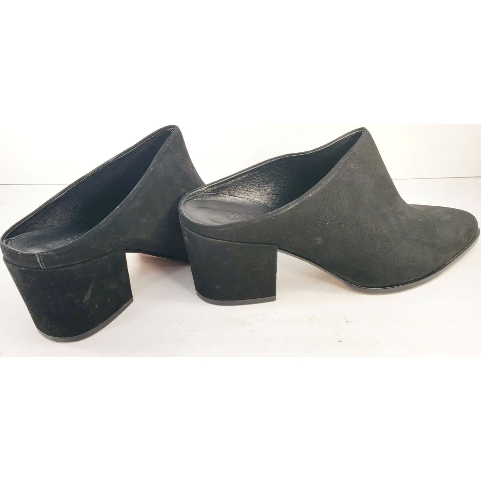 Vintage Messeca New York Women's Size 7 Black Suede Mule 2.75" Block Heel Pointed Toe Shoes Size US 7 / IT 37 - 3 Thumbnail