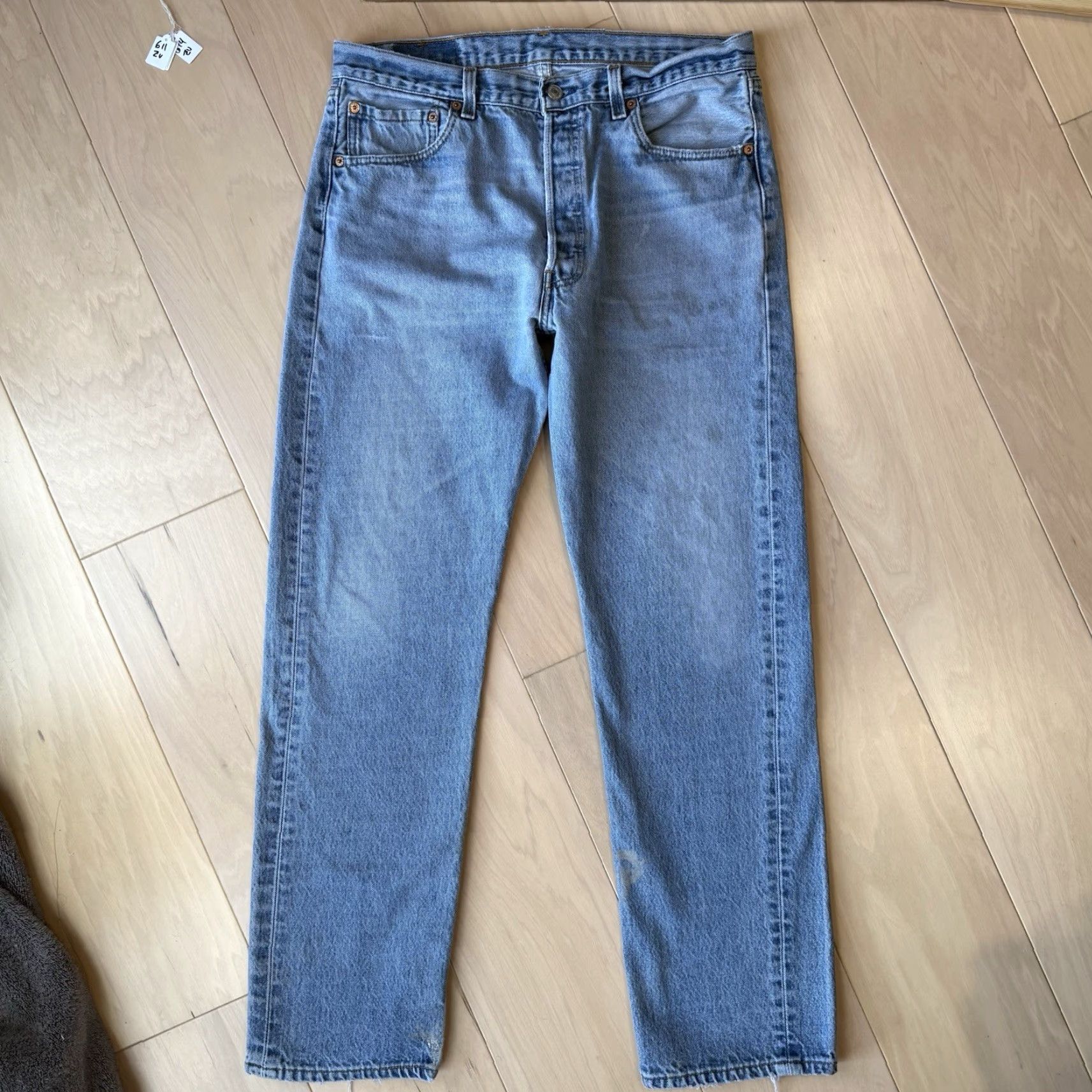 Levi's VINTAGE Levi's 501 Jeans 32 Blue Straight Leg 90s Denim Workwear Non Selvedge Mens Jeans Regu lar 32x30 Size US 32 / EU 48 - 2 Thumbnail