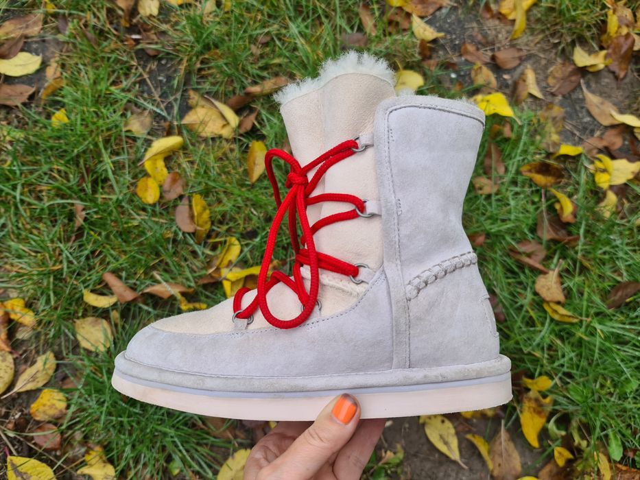 Ugg lodge snow clearance boots