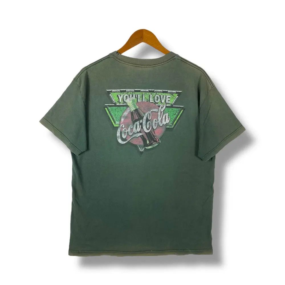Coca Cola Vintage 90's COCA-COLA Distressed Faded Graphic Tee Shirt Size US L / EU 52-54 / 3 - 1 Thumbnail