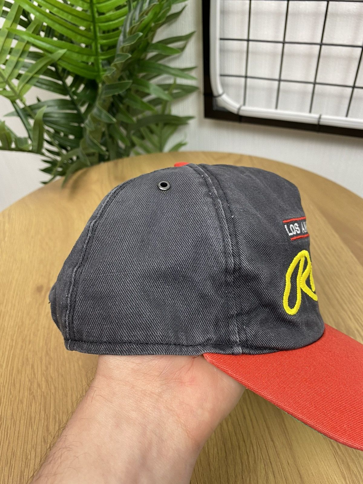 NFL Rare 🔥 Los Angeles Raiders Vintage Hat LA Cap OS Black/Red Size ONE SIZE - 8 Thumbnail