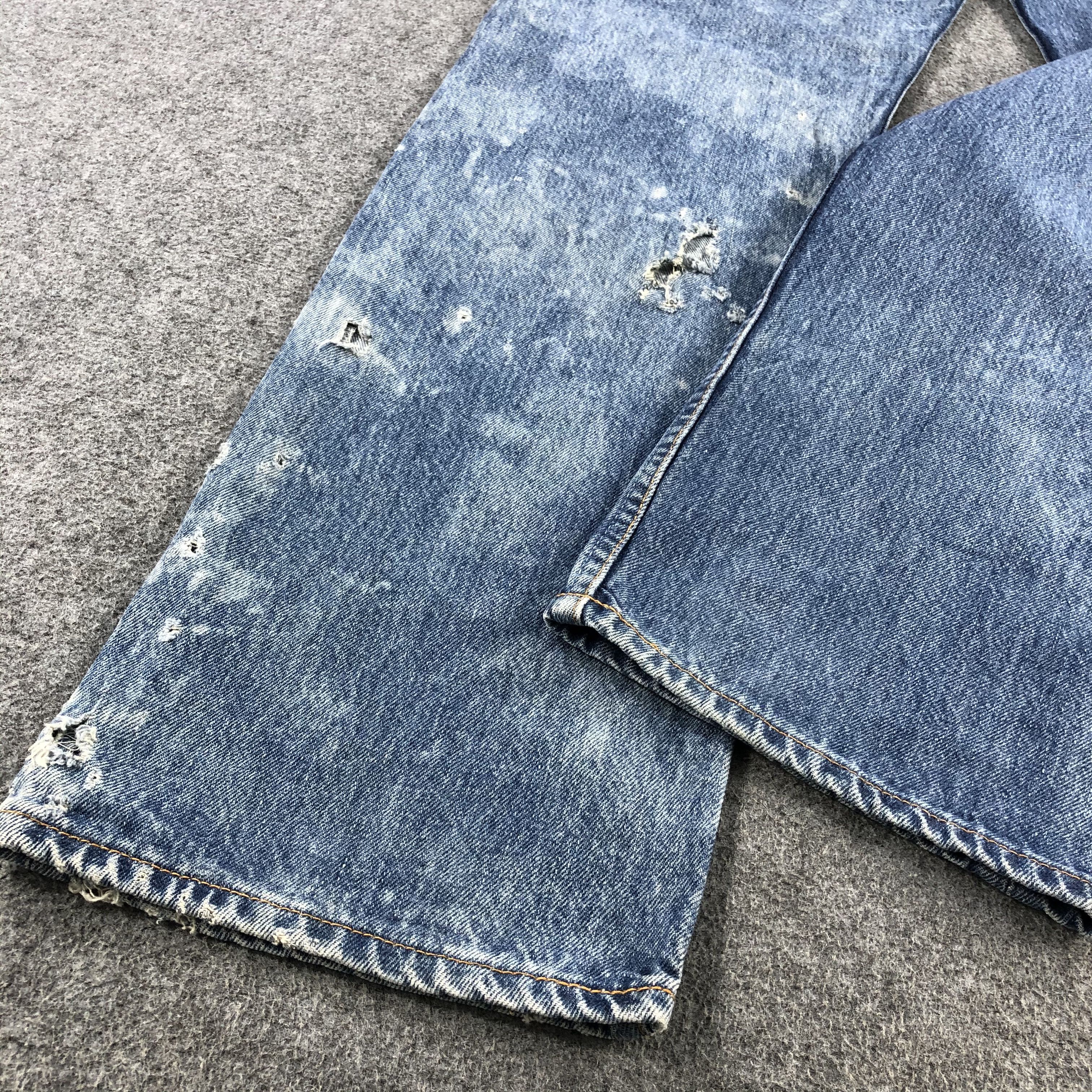 Levi's Vintage 90s Blue Wash Levis 501 Jeans-J1760 Size US 35 - 6 Thumbnail