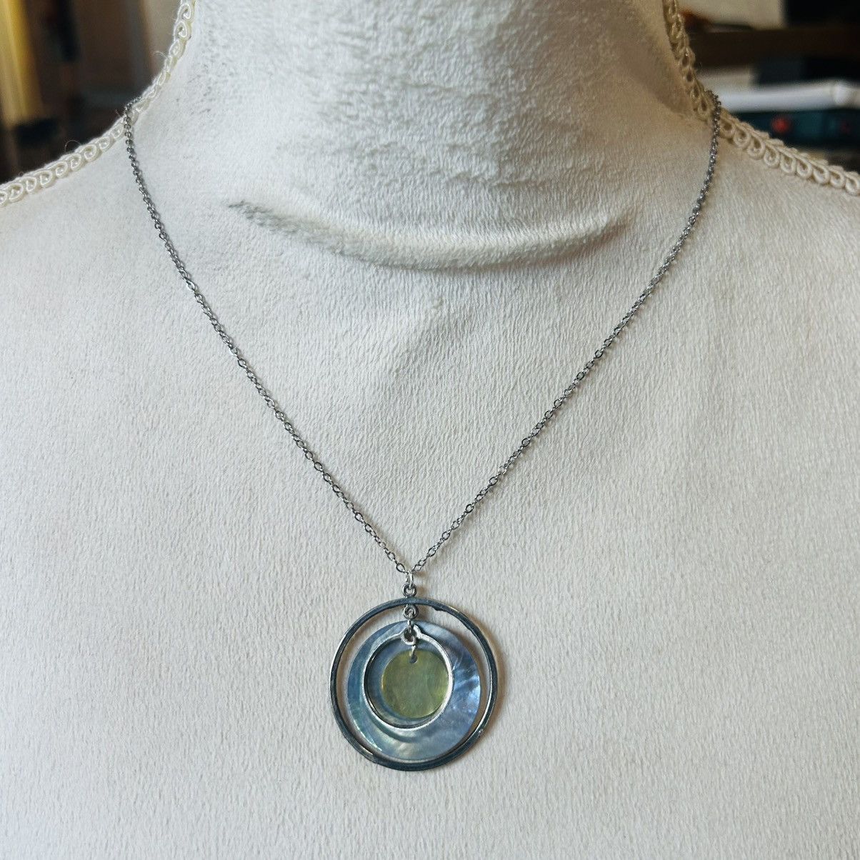 Handmade Handcrafted salvaged vintage shell galaxy pendant necklace Size ONE SIZE - 2 Thumbnail