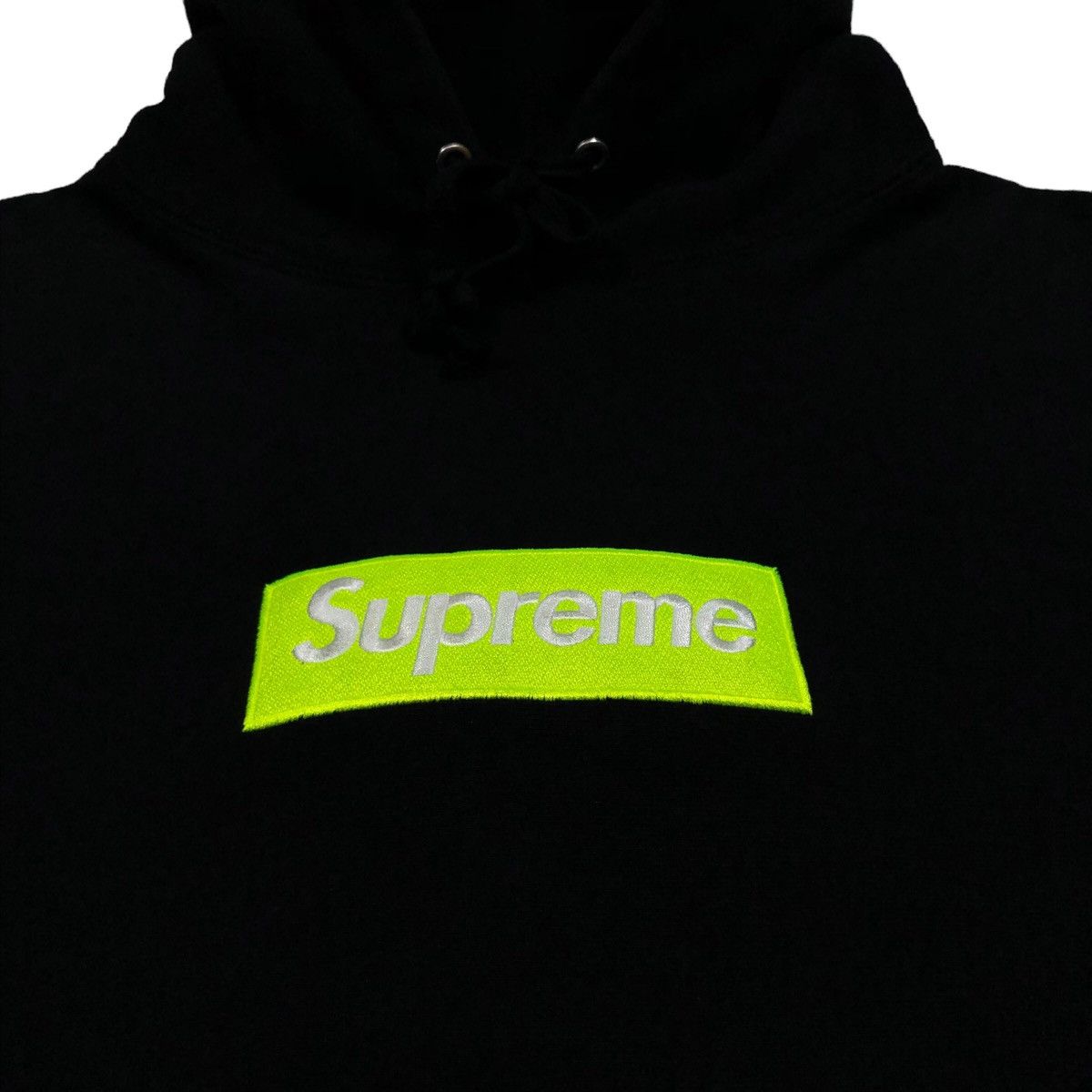 Supreme FW17 Supreme Neon Box Logo Size US L / EU 52-54 / 3 - 5 Thumbnail