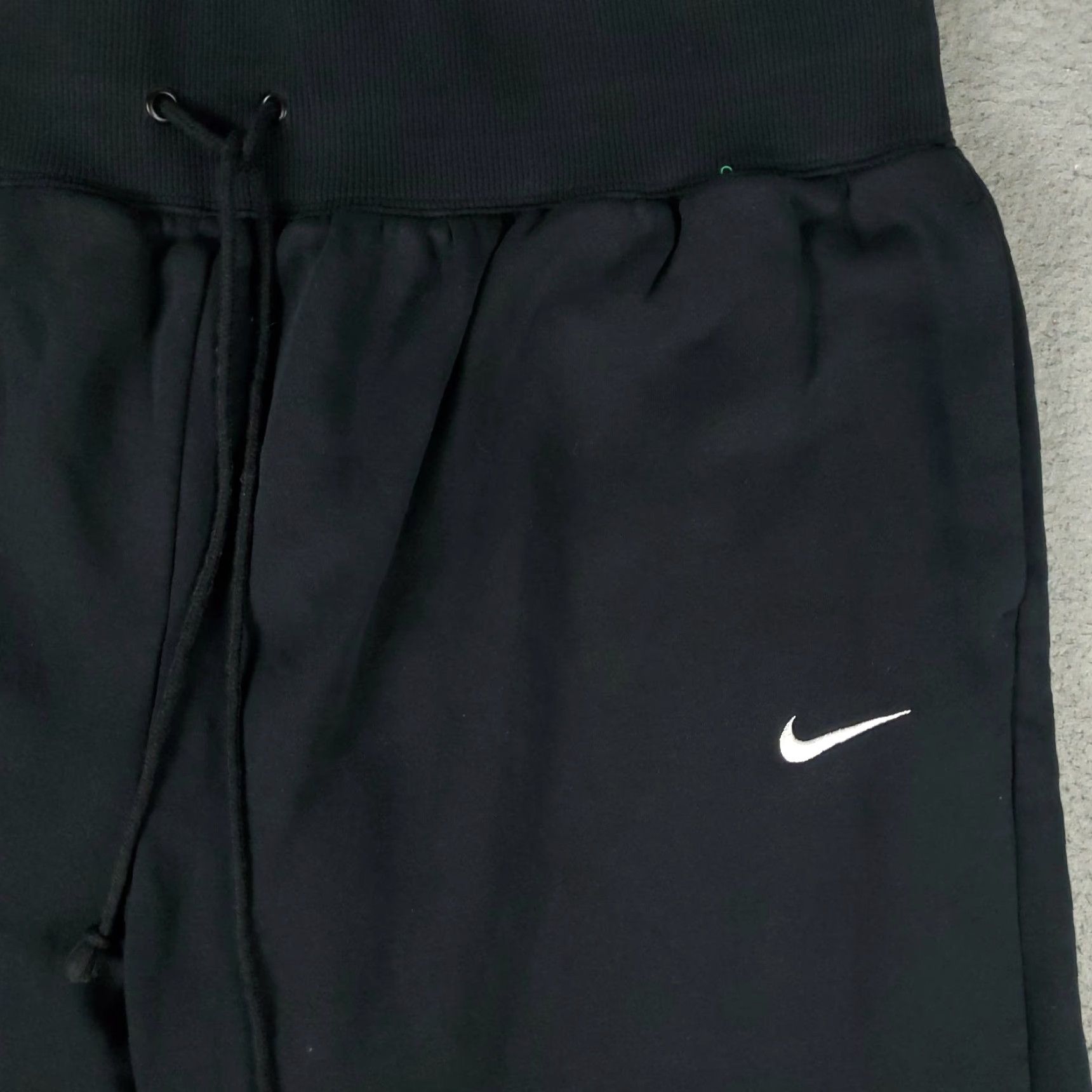 Nike Nike Shorts Women 3X Black High Waist Sweat Drawstring Active Wear Casual Plus Size Size 40" / US 18 - 2 Thumbnail