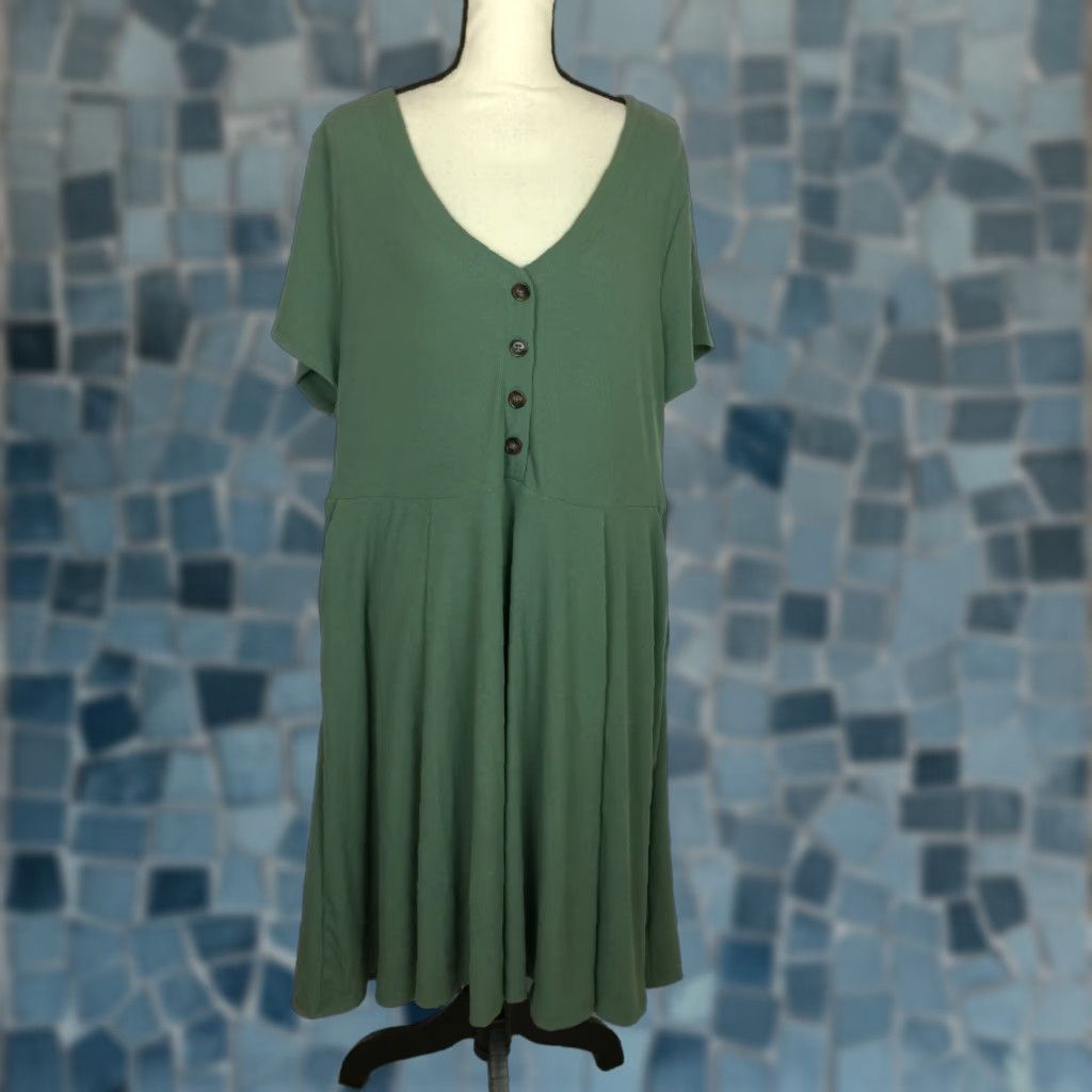 NWT Torrid A-Line Midi Dress 3X Womans Plus Sage Green Knit V-Neck Short  Sleeve