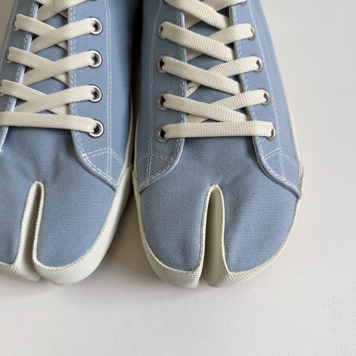Maison Margiela Light Blue High Top Tabi Sneakers Size US 11 / EU 44 - 9 Thumbnail