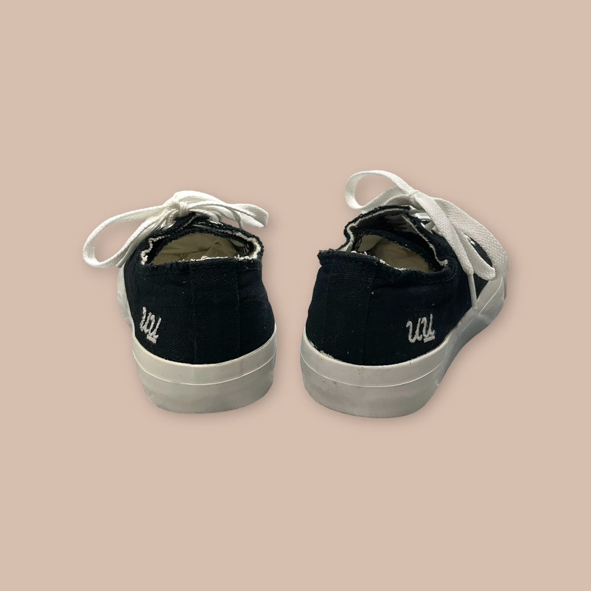 Undercover × Uniqlo Uniqlo x Undercover “UU” by Jun takahashi FW2012 Sneakers Size US 6 / EU 39 - 5 Thumbnail