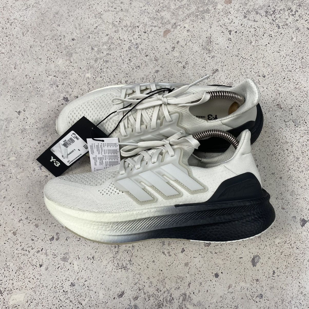 Y-3 ADIDAS Y-3 UltraBOOST 5 Yohji Yamamoto Grey/Black - JR6648 Size US 6 / EU 39 - 2 Thumbnail