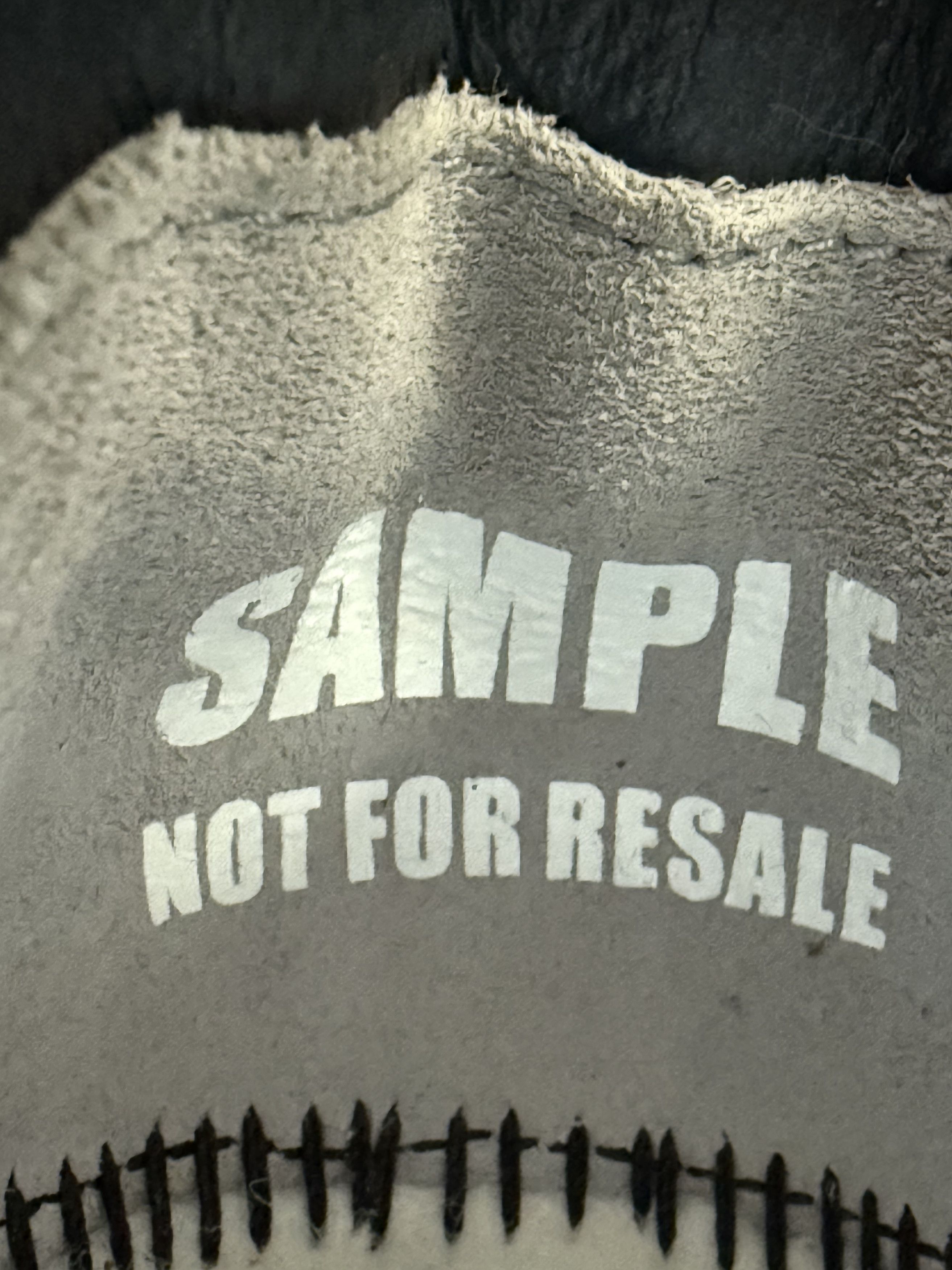 Adidas × Moncler Rare Adidas x Moncler Campus Sample "Not For Resale" Size US 9 / EU 42 - 9 Thumbnail