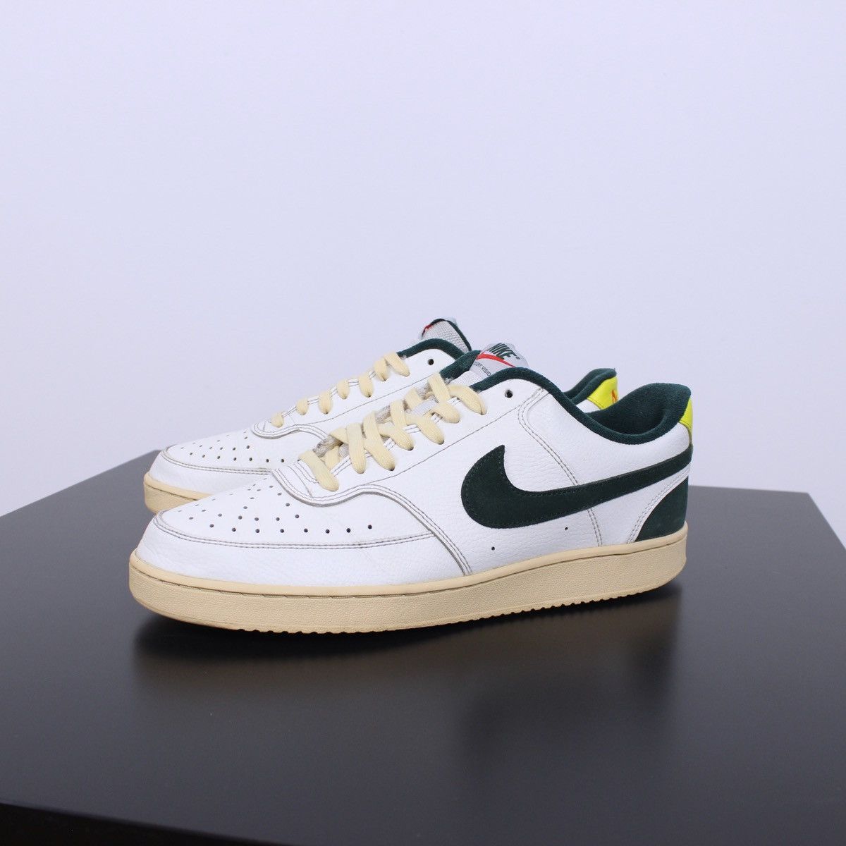Nike Nike Court Vision Low White/Green Size US 11 / EU 44 - 1 Thumbnail