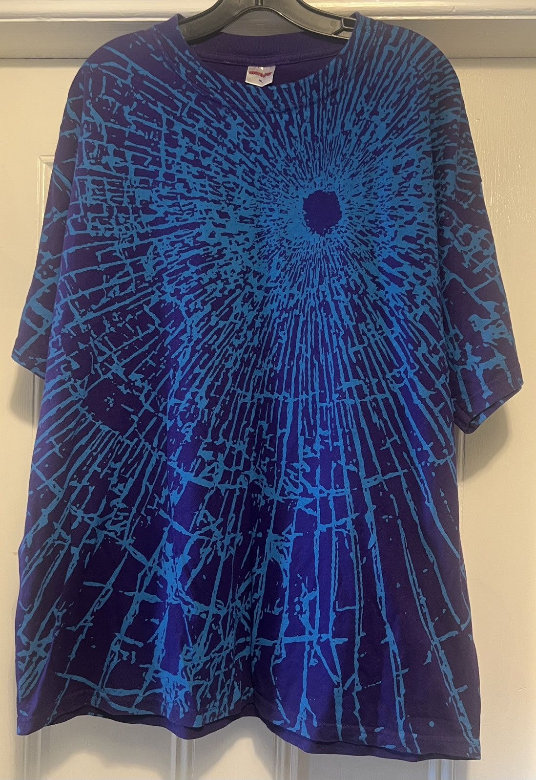 aNYthing Authentic aNYthing shattered glass grape aqua tee t-shirt xl Size US XL / EU 56 / 4 - 1 Thumbnail