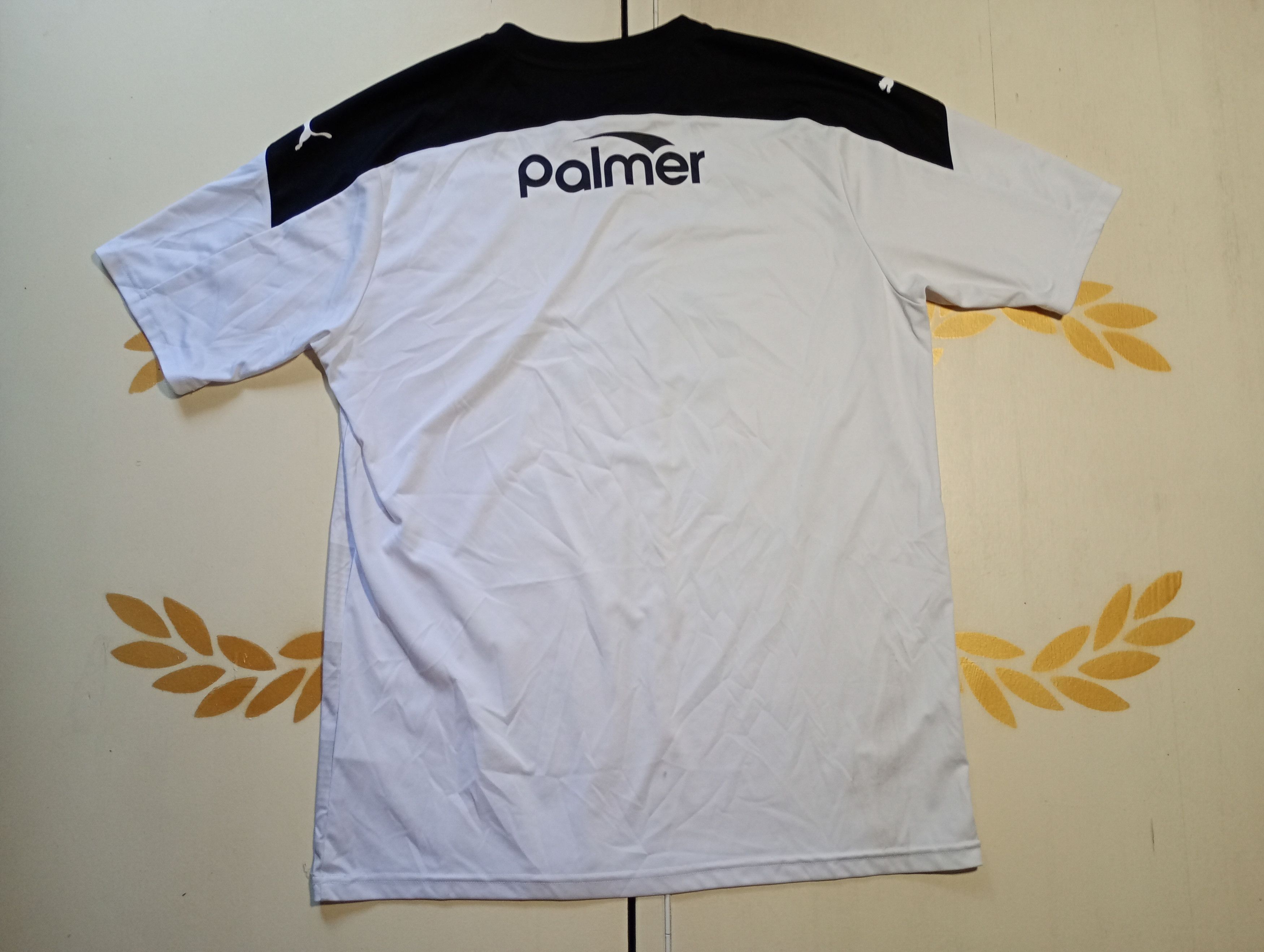 Puma Puma Barnsley FC Away Jersey 2020-2021 Size US XL / EU 56 / 4 - 15 Thumbnail