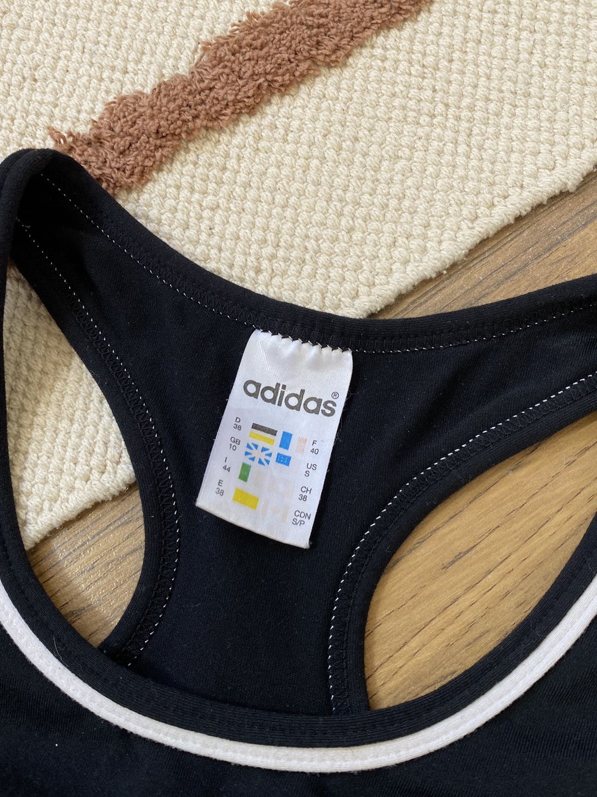 Adidas VINTAGE ADIDAS CORSET WMNS TANK TOP Size S / US 4 / IT 40 - 2 Thumbnail