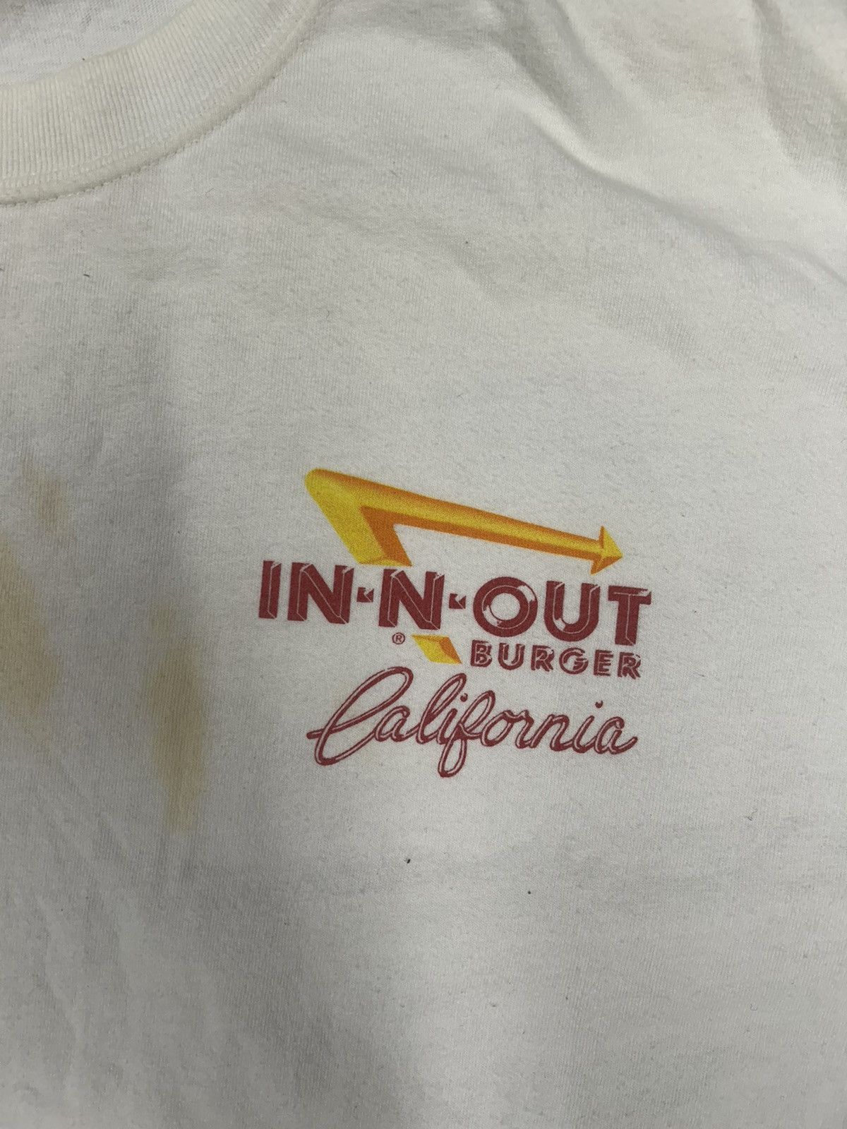 Vintage Crazy Vintage Y2K Essential White In n Out Graphic Tee Shirt Size US XL / EU 56 / 4 - 3 Thumbnail