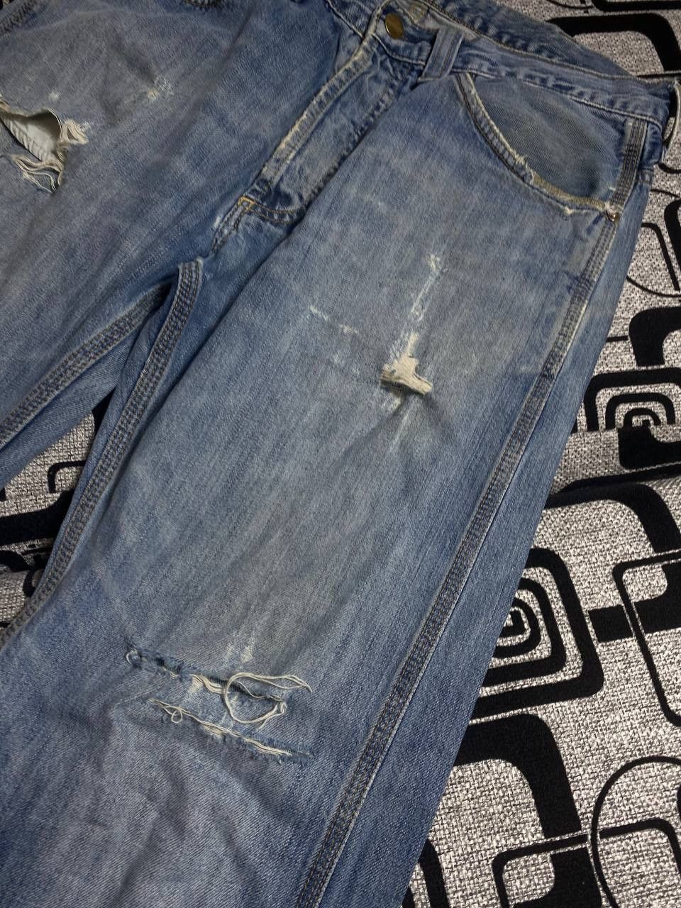 Carhartt × Japanese Brand Crazy Crash Dirty Baggy Faded Jean Japan Avant Garde Style Size US 34 / EU 50 - 11 Thumbnail
