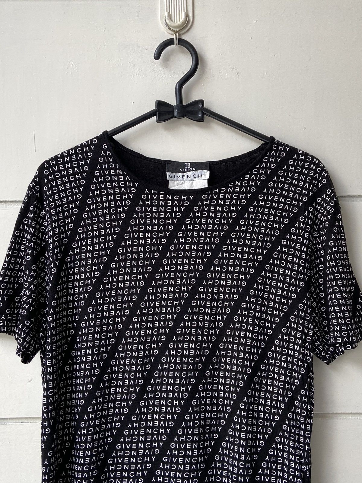 Givenchy GIVENCHY Black Motive T-shirt Size US XS / EU 42 / 0 - 3 Thumbnail