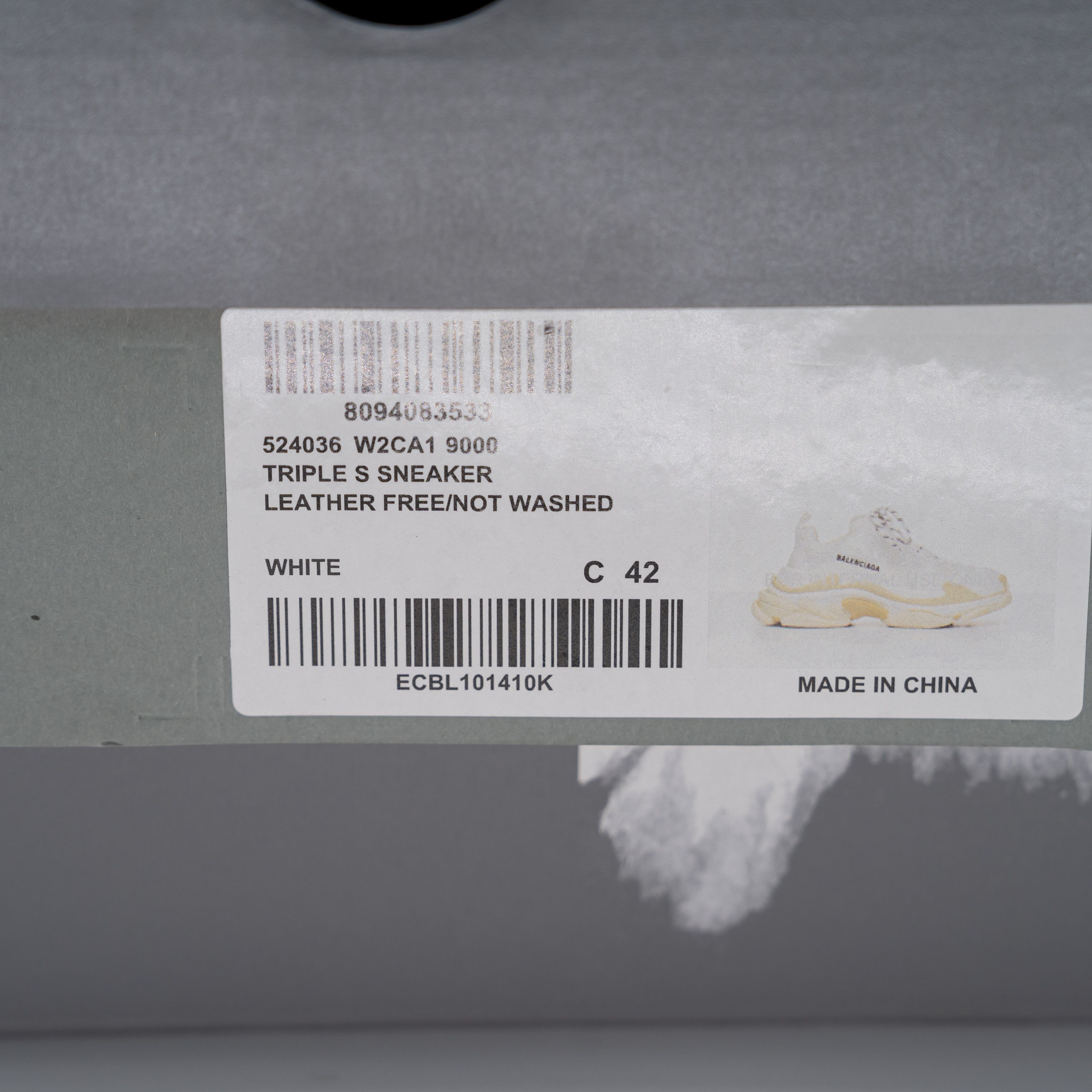 Balenciaga size EU 42 US 12 Balenciaga Triple S White Womens Sneakers Size US 12 / IT 42 - 9 Thumbnail