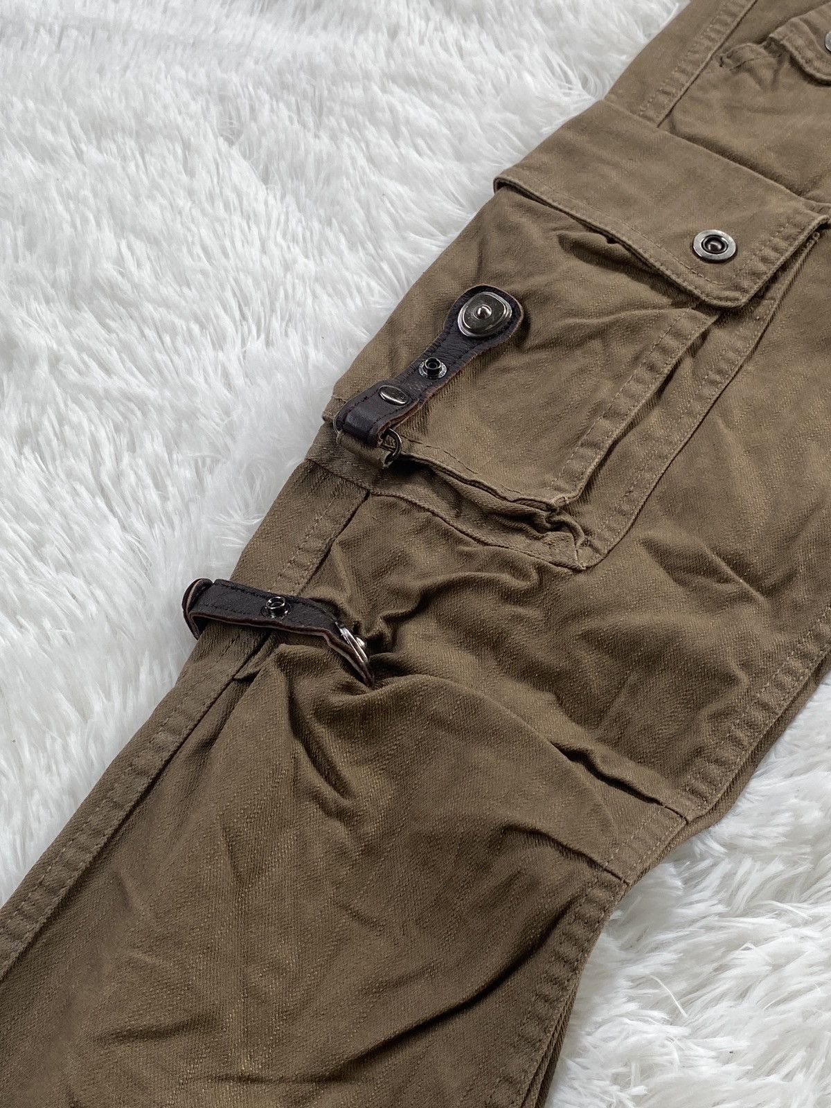 Tornado Mart 🔥HOT🔥TORNADO Mart Cargo Bondage multipocket pant Size US 33 - 5 Thumbnail