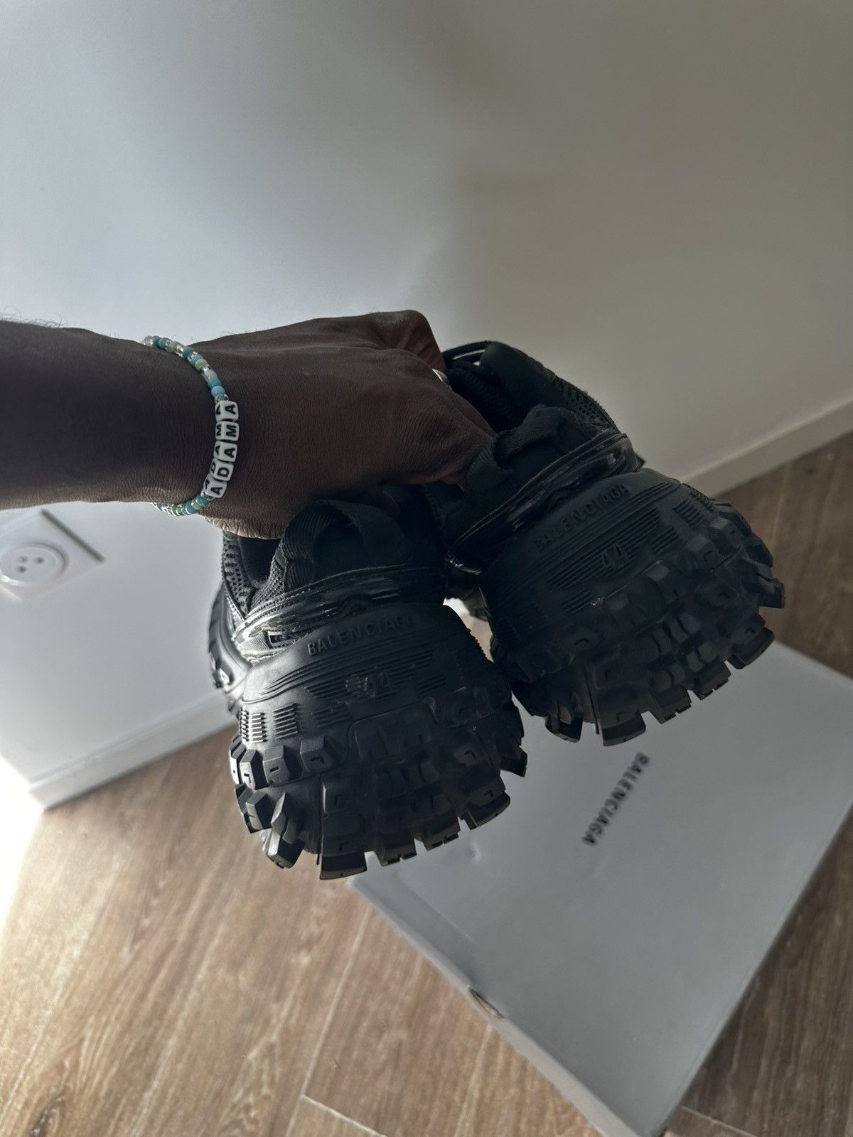 Balenciaga Balenciaga defender sneaker Size US 11 / EU 44 - 10 Thumbnail