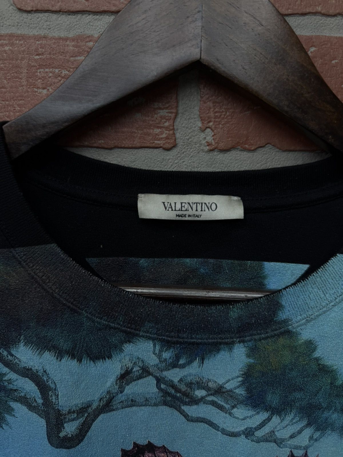 Valentino Valentino Dress Tee Dragon Logo Men’s Size Small Size US S / EU 44-46 / 1 - 12 Thumbnail