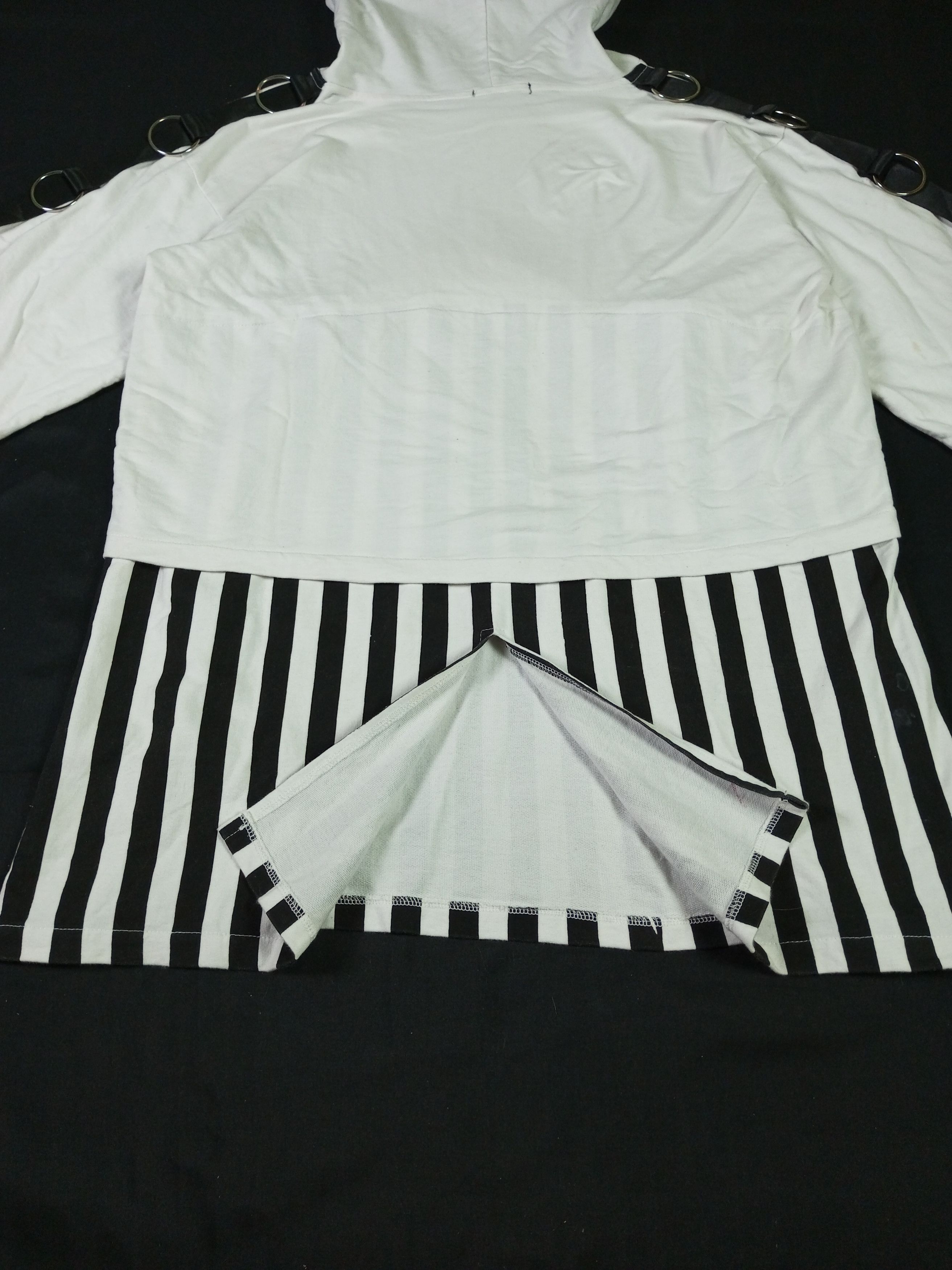 Japanese Brand Y2K Crazy Punk VKEI Style Japanese Hoodie One eye Riot Size US L / EU 52-54 / 3 - 16 Thumbnail